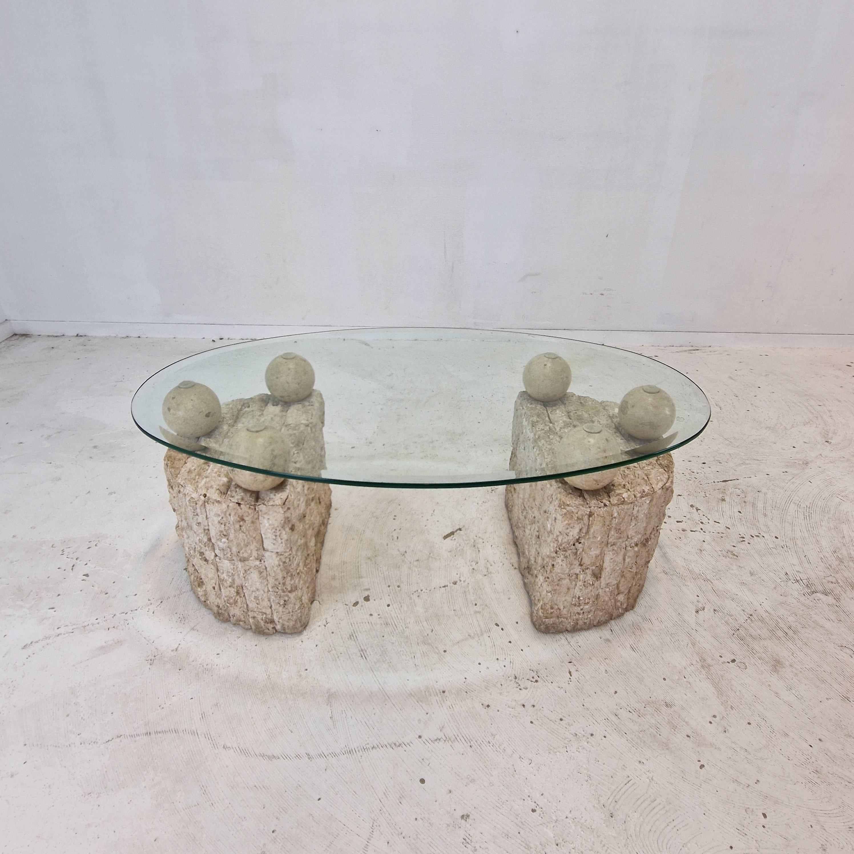 Fait main Table basse en pierre de Ponte Mactan ou pierre fossile de Magnussen, années 1980 en vente