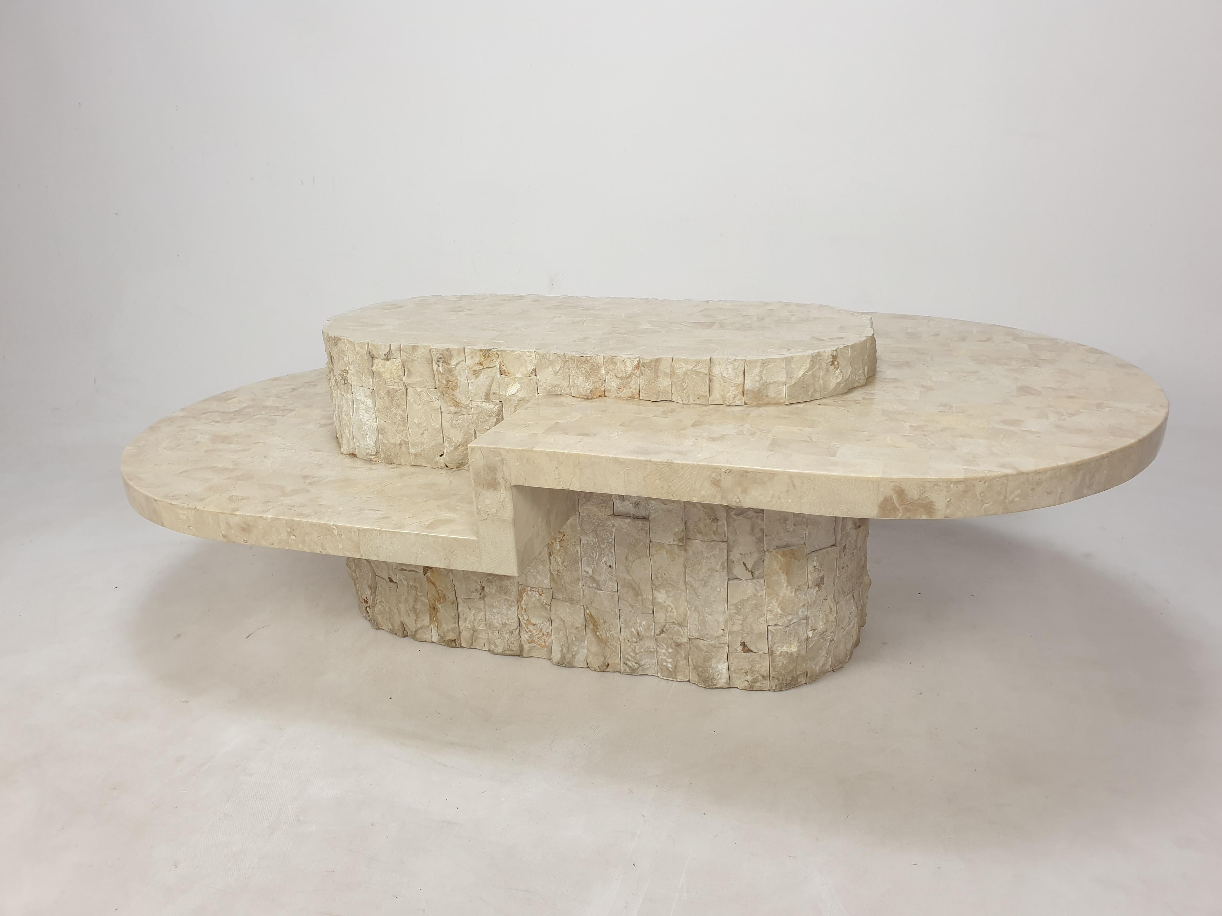Magnussen Ponte Mactan Stone or Fossil Stone Coffee Table, 1980s In Good Condition In Oud Beijerland, NL