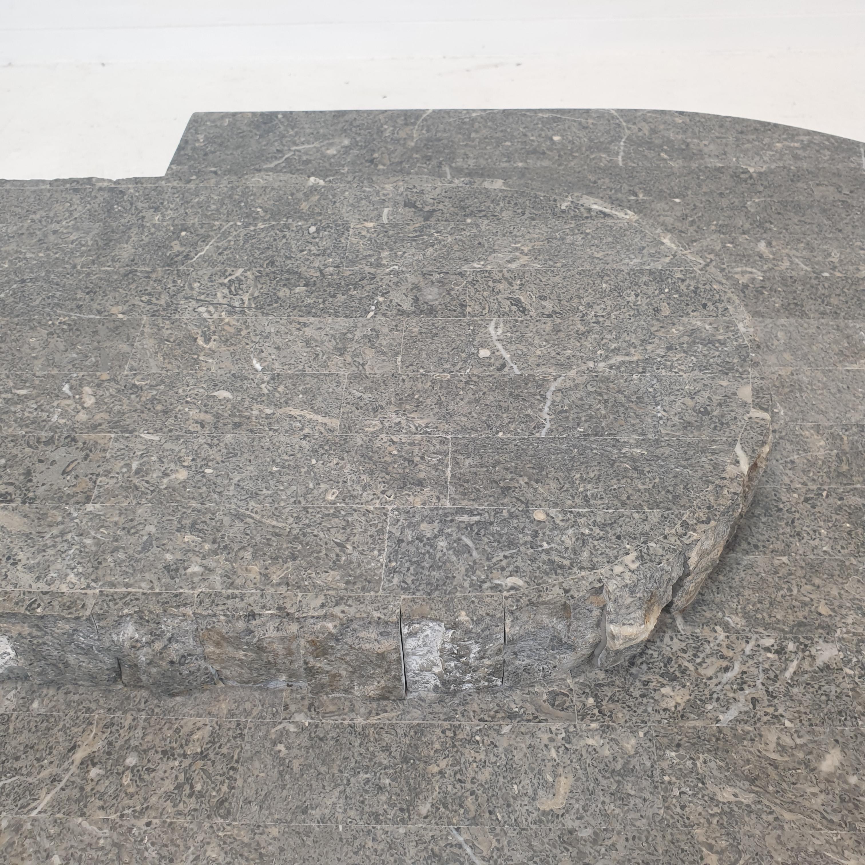 Table basse en pierre de Mactan ou pierre fossile Ponte de Magnussen, années 1980 en vente 5