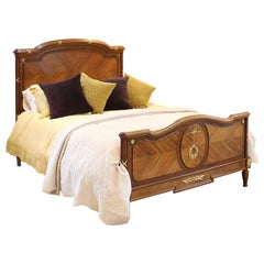 Magohany Antique Bed with Ormoulu Decoration - Wk104