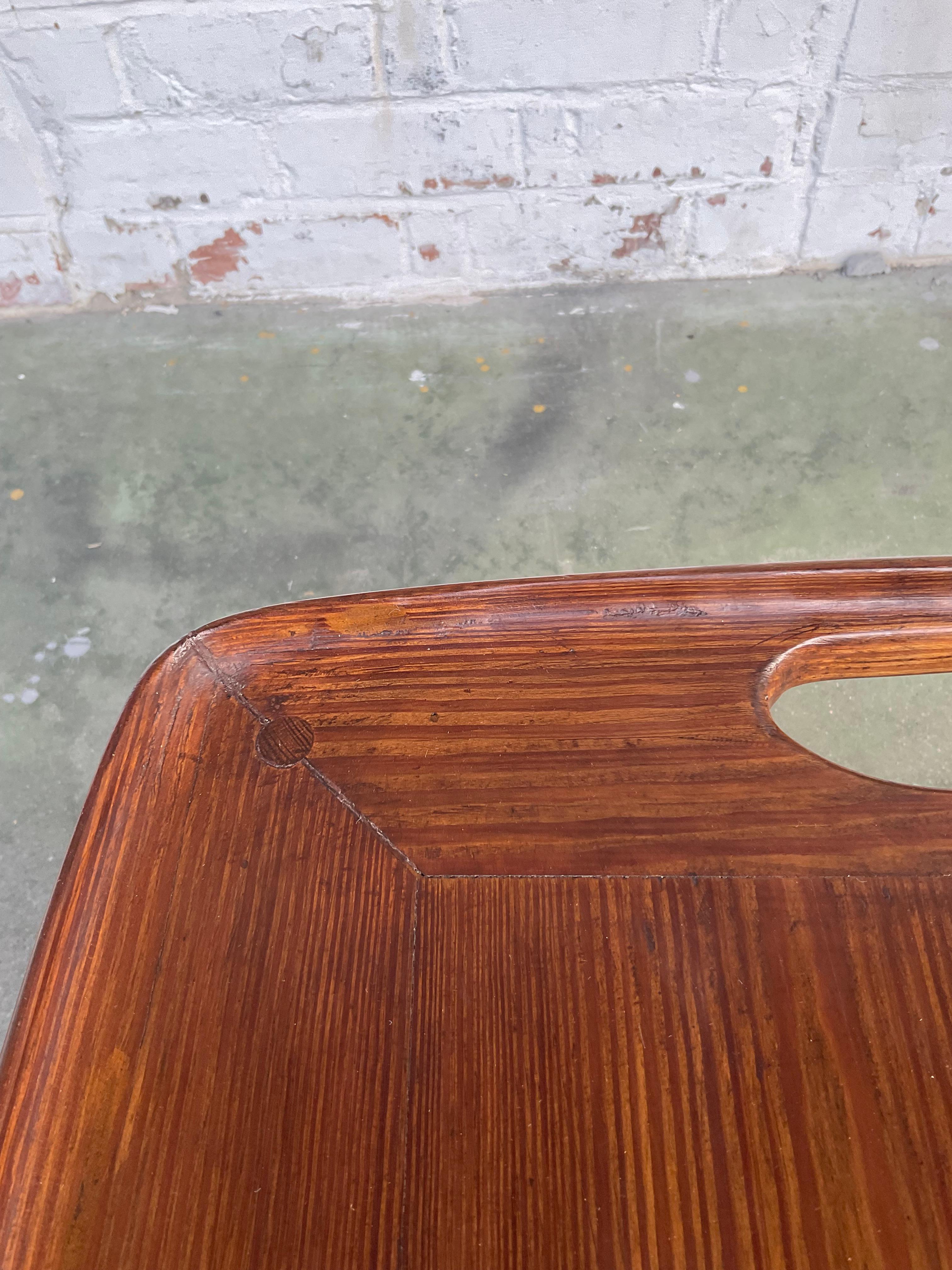 Mesa auxiliar Magrini de Sergio Rodrigues en venta 5