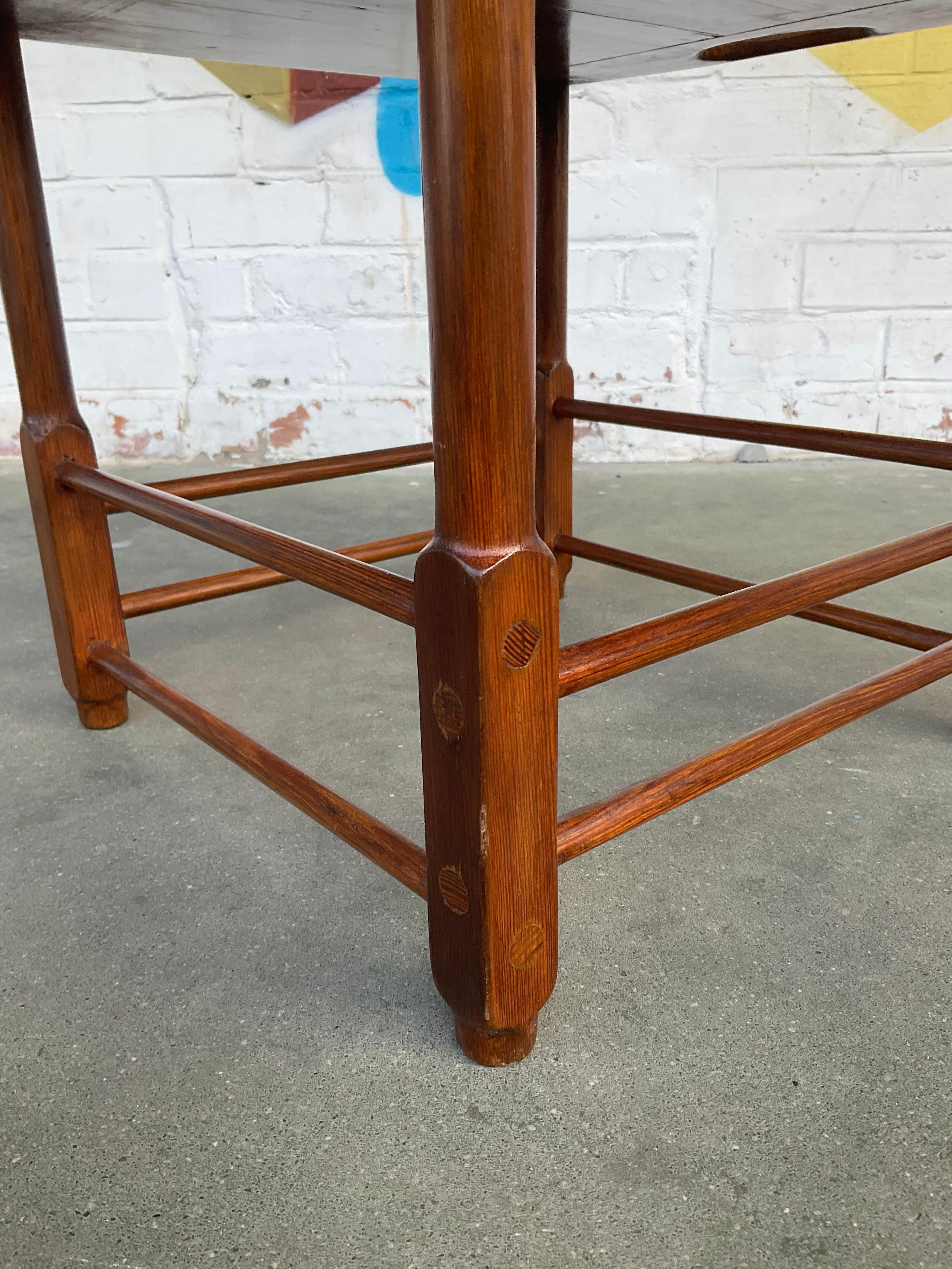Mesa auxiliar Magrini de Sergio Rodrigues en venta 7
