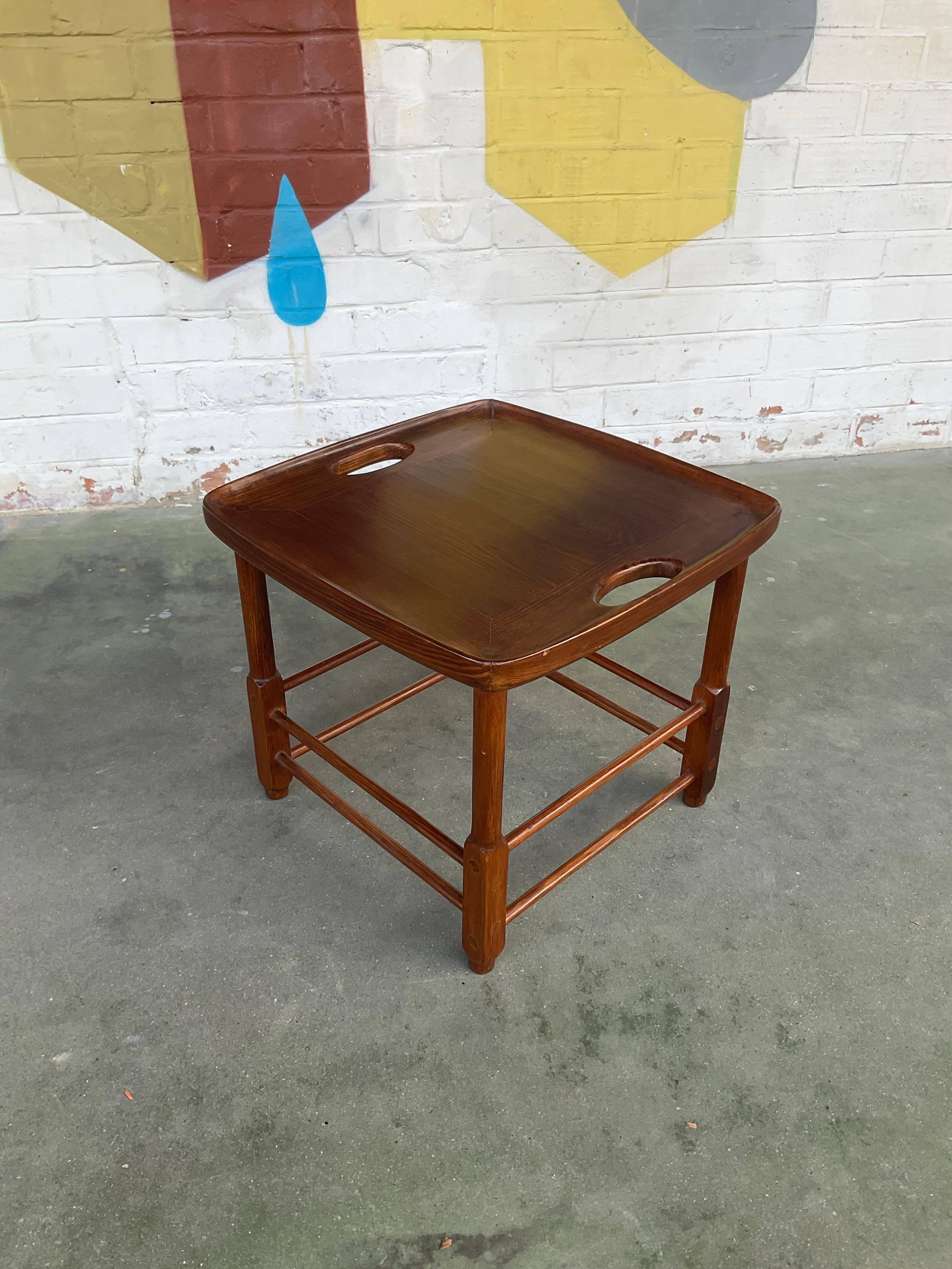 Mesa auxiliar Magrini de Sergio Rodrigues en venta 13