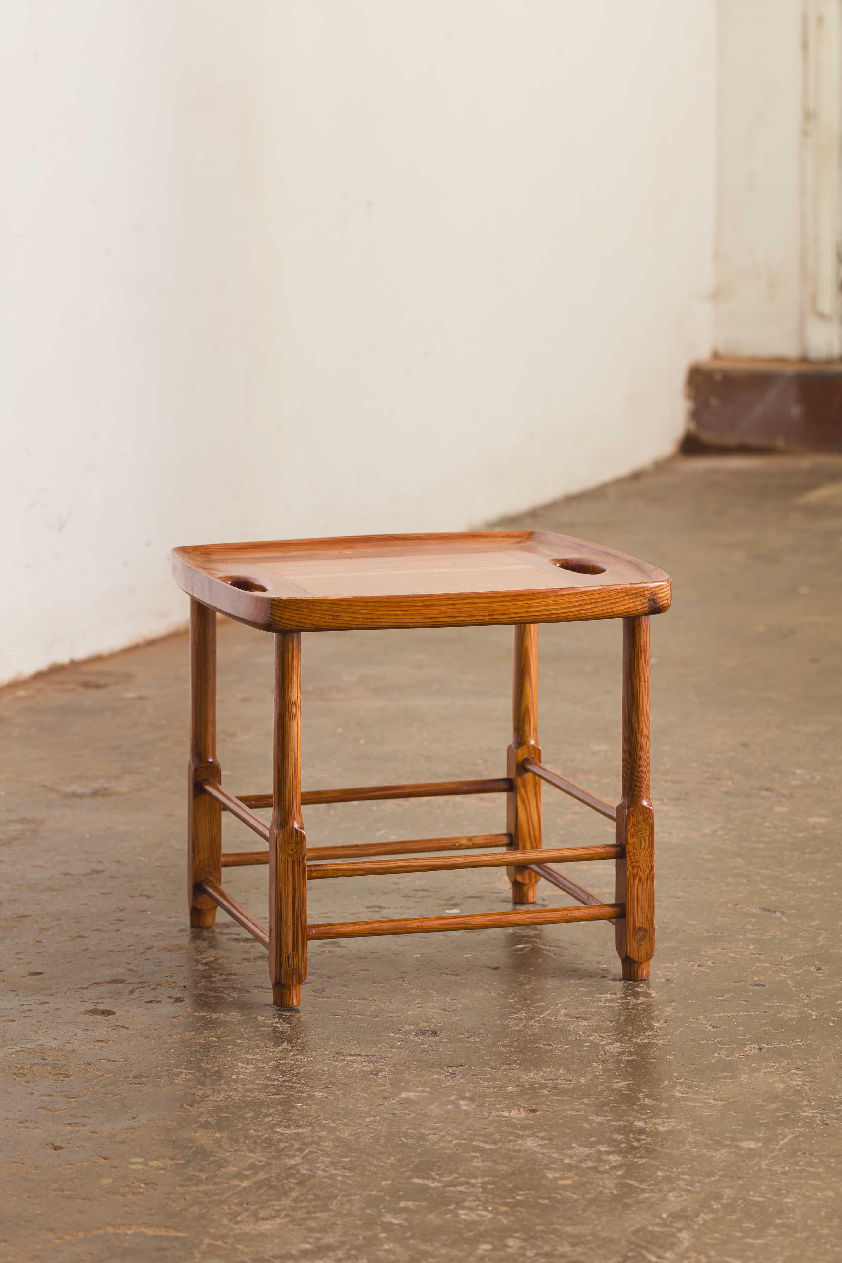 Mid-Century Modern Tabouret Magrini de Sergio Rodrigues en vente