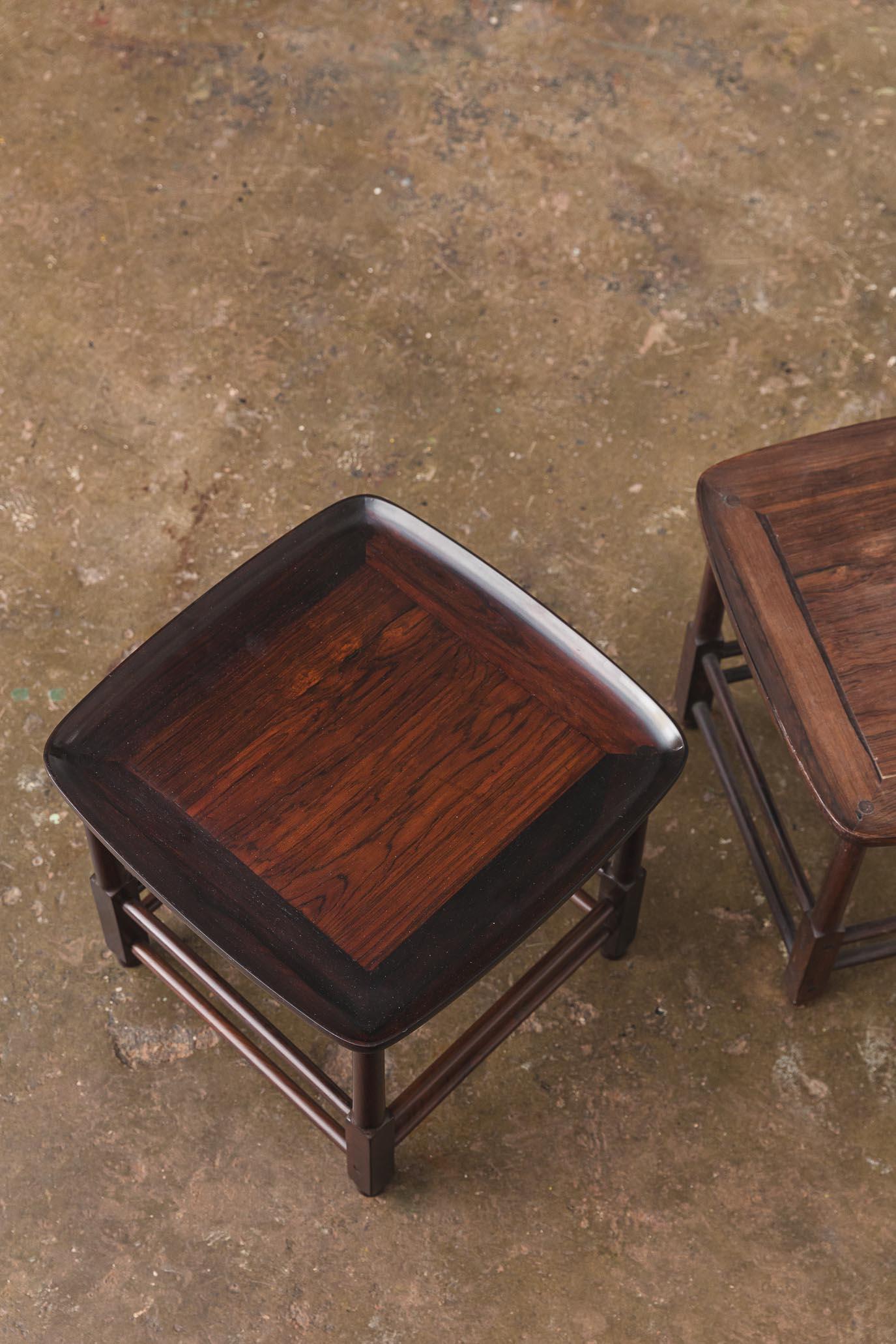 „Magrini“-Hocker von Sergio Rodrigues (Brasilianisch) im Angebot