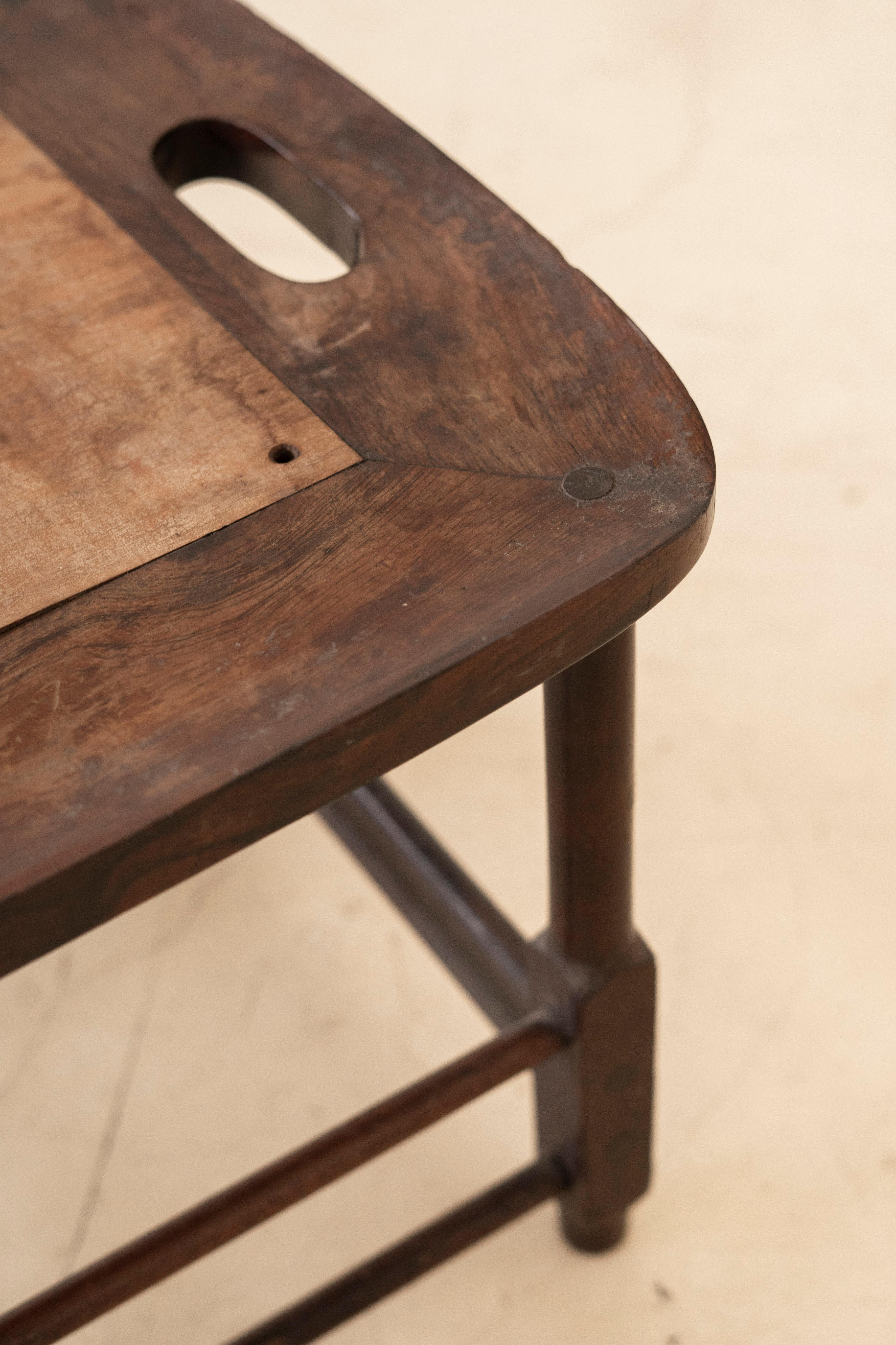Brasiliano Sgabello Magrini, metà del secolo scorso, palissandro, design brasiliano, anni '50