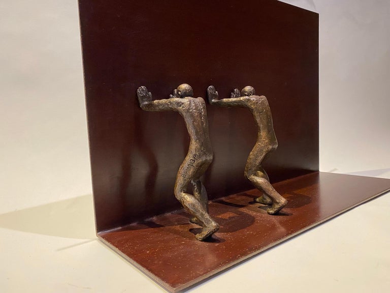 Maguy Banq Figurative Sculpture - La Force II
