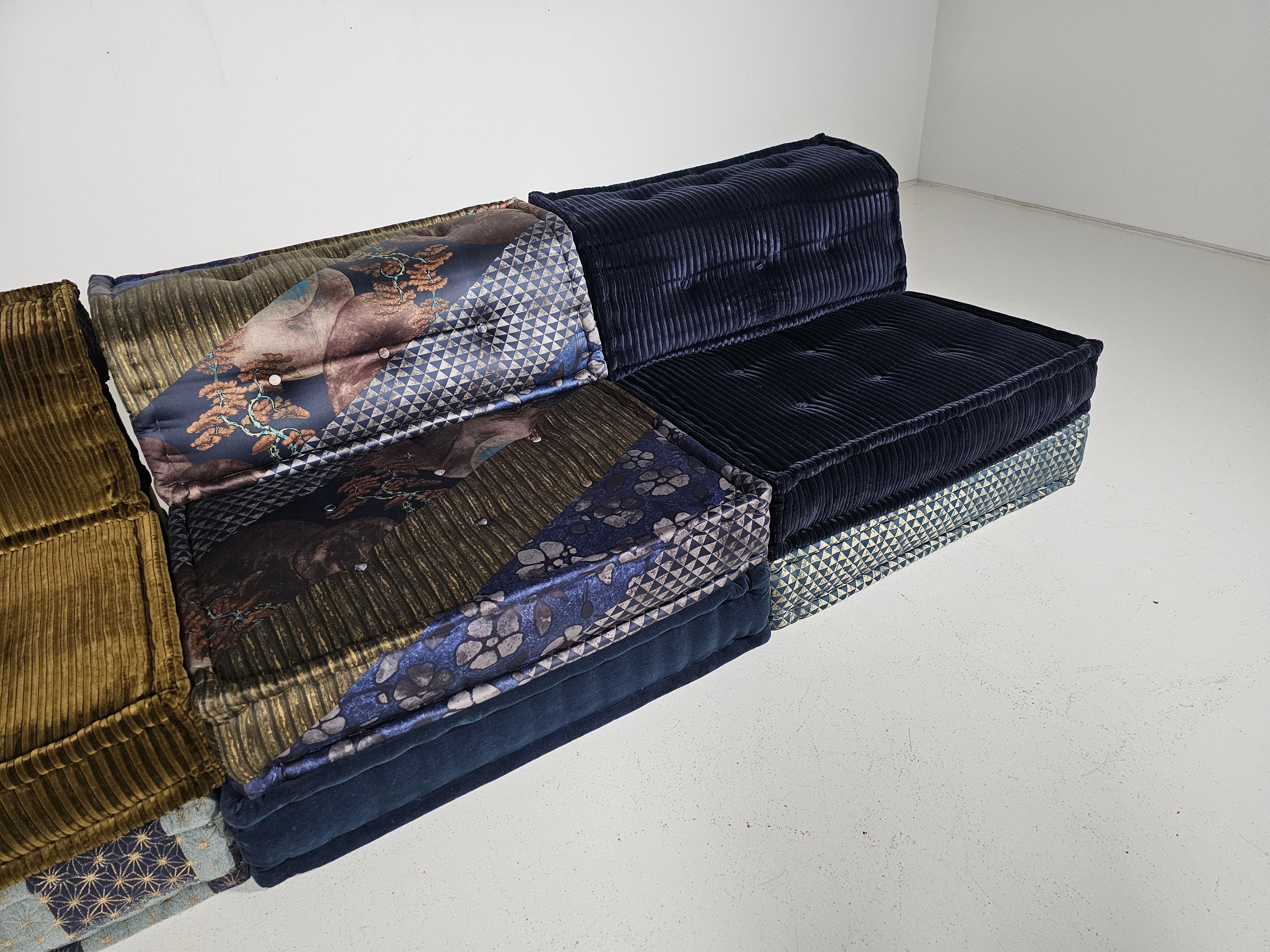 Mah Jong 10 piece sectional sofa in Kenzo Takada fabric, Roche Bobois, France 4