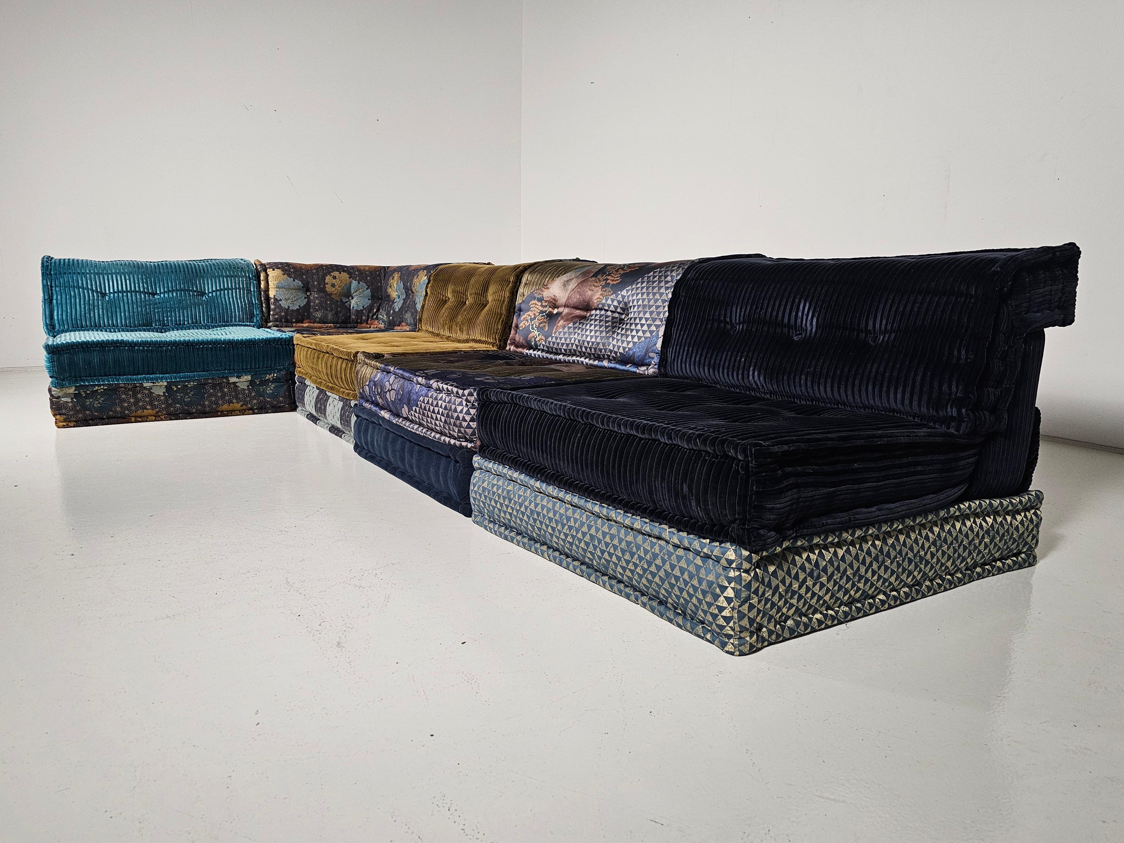 Mah Jong 10 piece sectional sofa in Kenzo Takada fabric, Roche Bobois, France 6