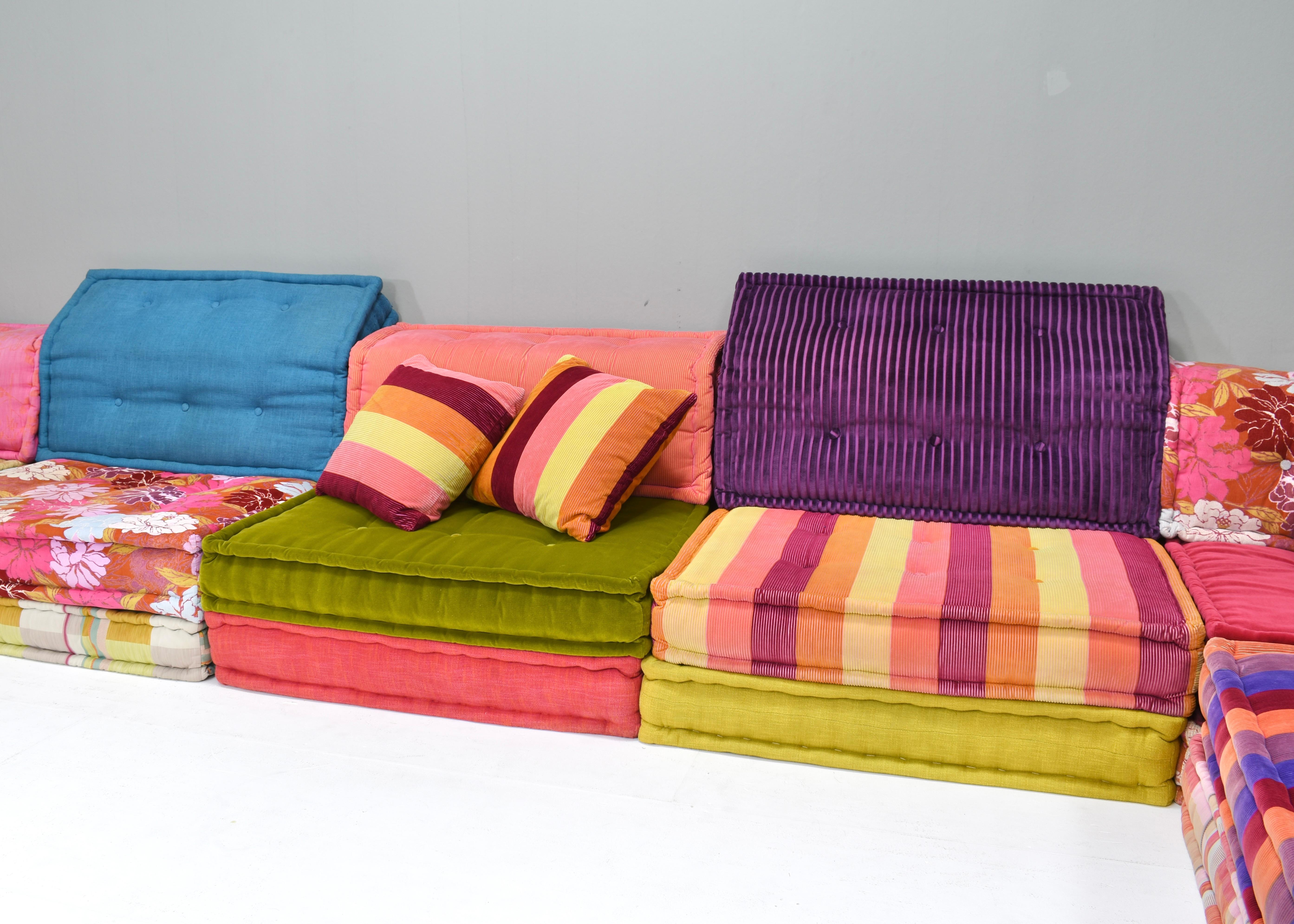 Mah Jong 33 piece sofa by Hans Hopfer in Missoni / Kenzo fabric for Roche Bobois en vente 6