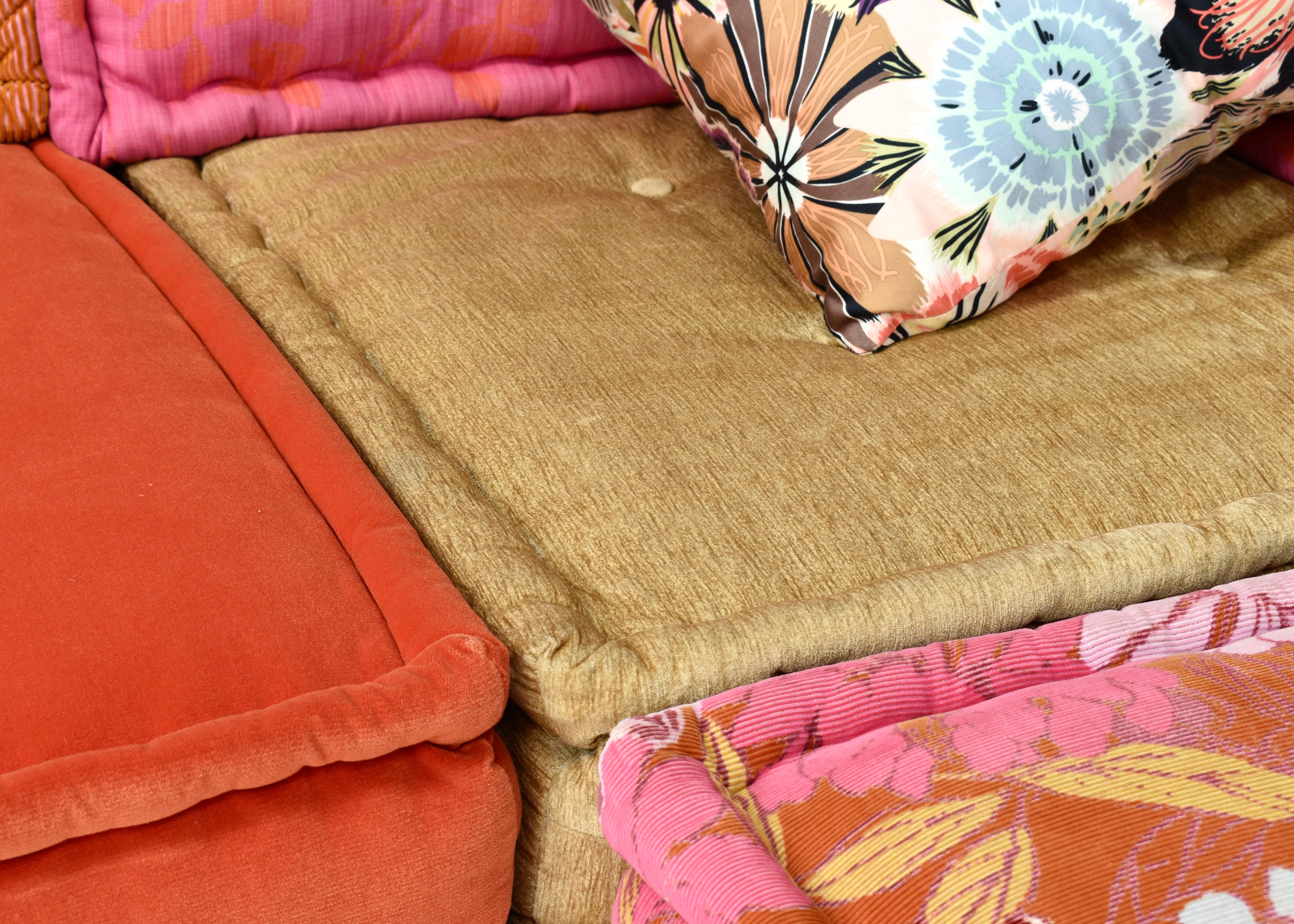 Mah Jong 33 piece sofa by Hans Hopfer in Missoni / Kenzo fabric for Roche Bobois en vente 8