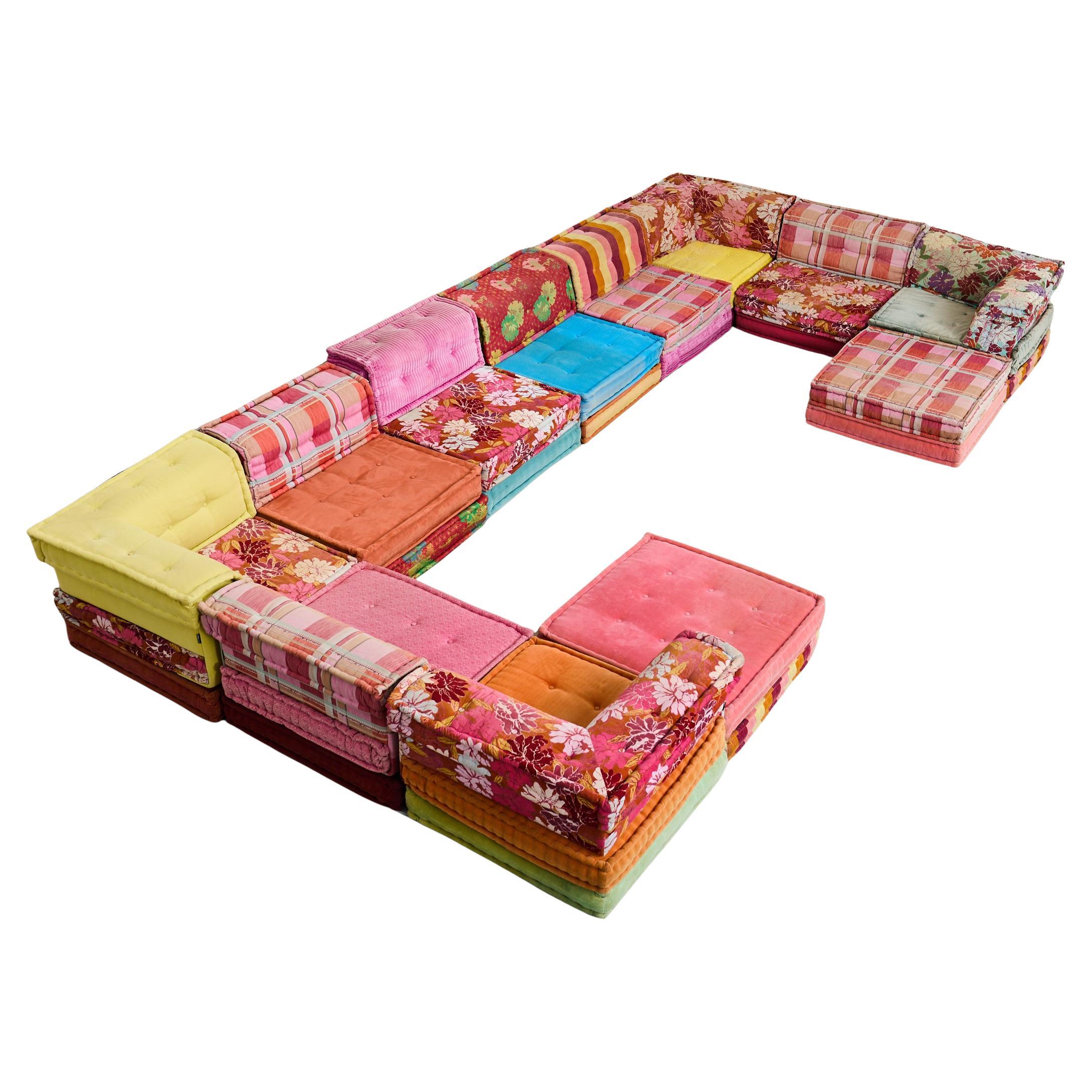 Divano Mah Jong 34 pezzi Kenzo Missoni di Hans Hopfer per Roche Bobois
