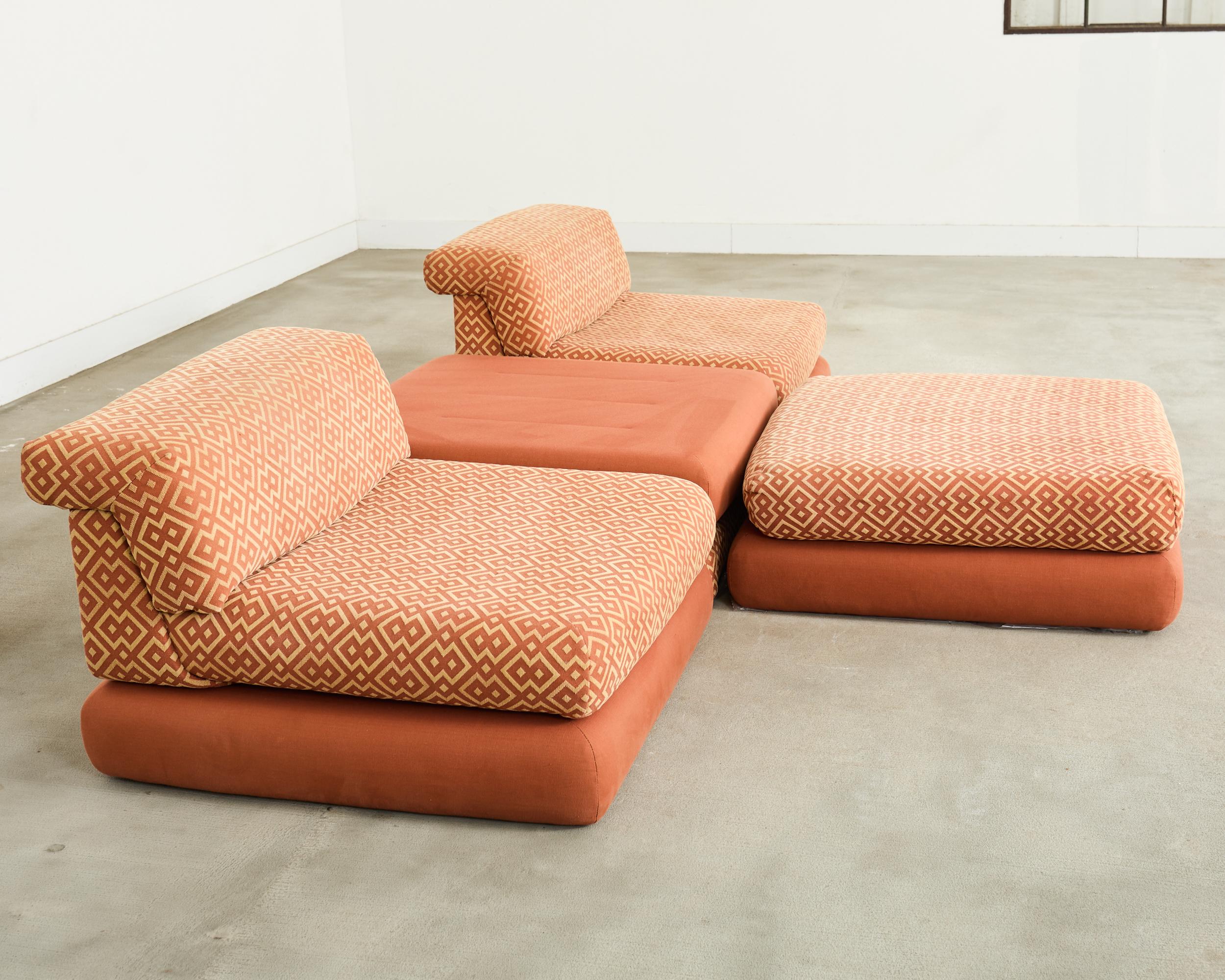 Mah Jong von Hans Hopfer für Roche Bobois 1st Edition Sofa (Französisch) im Angebot