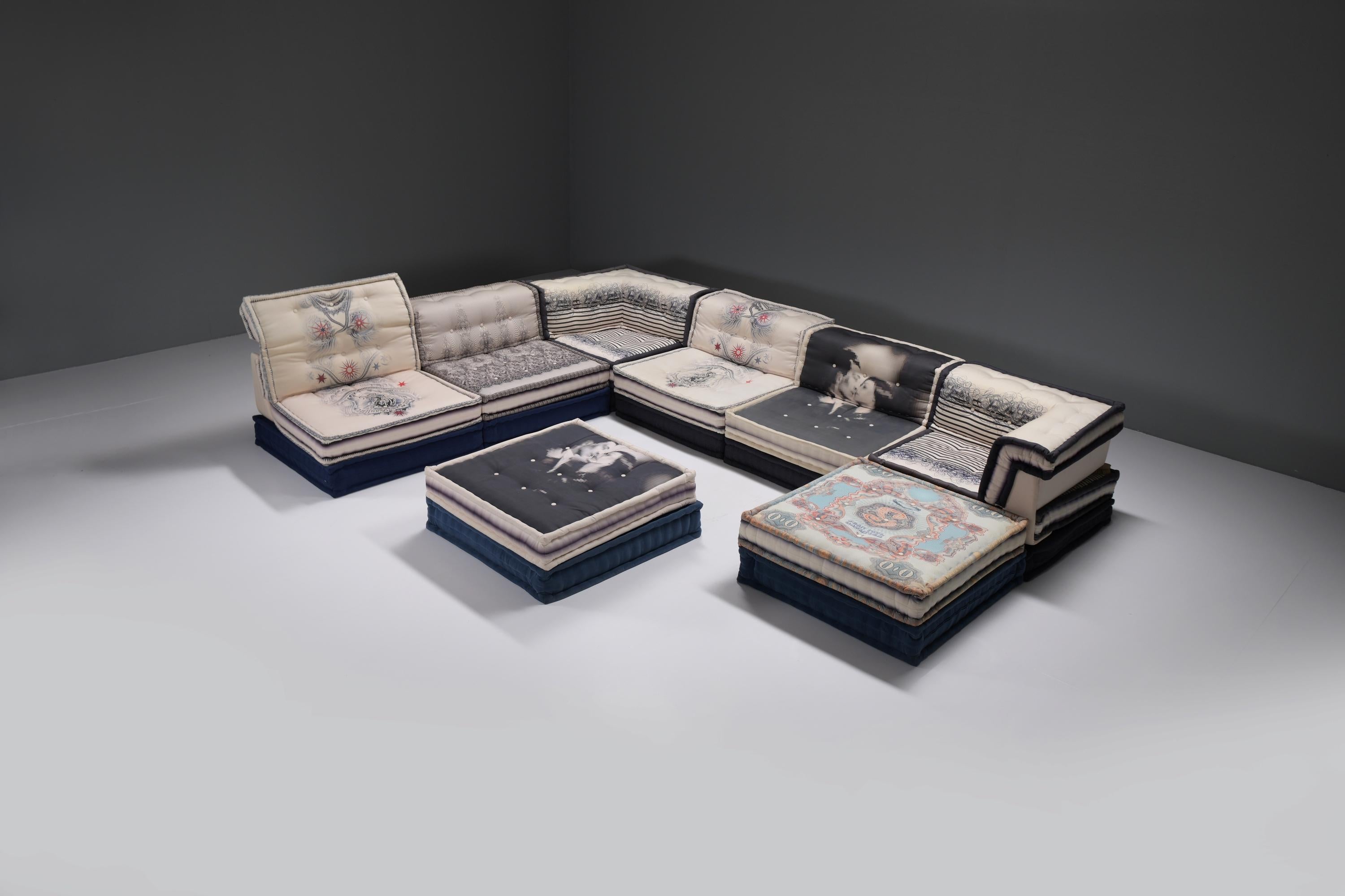 Stunning XL Mah Jong set in the ‘Jean-Paul Gaultier’ version.  A rare find on the second hand market.
Designed by Hans Hopfer for Roche Bobois.

Designed by Hans Hopfer in 1971, the Mah Jong sofa is an iconic model of the Roche Bobois collections,