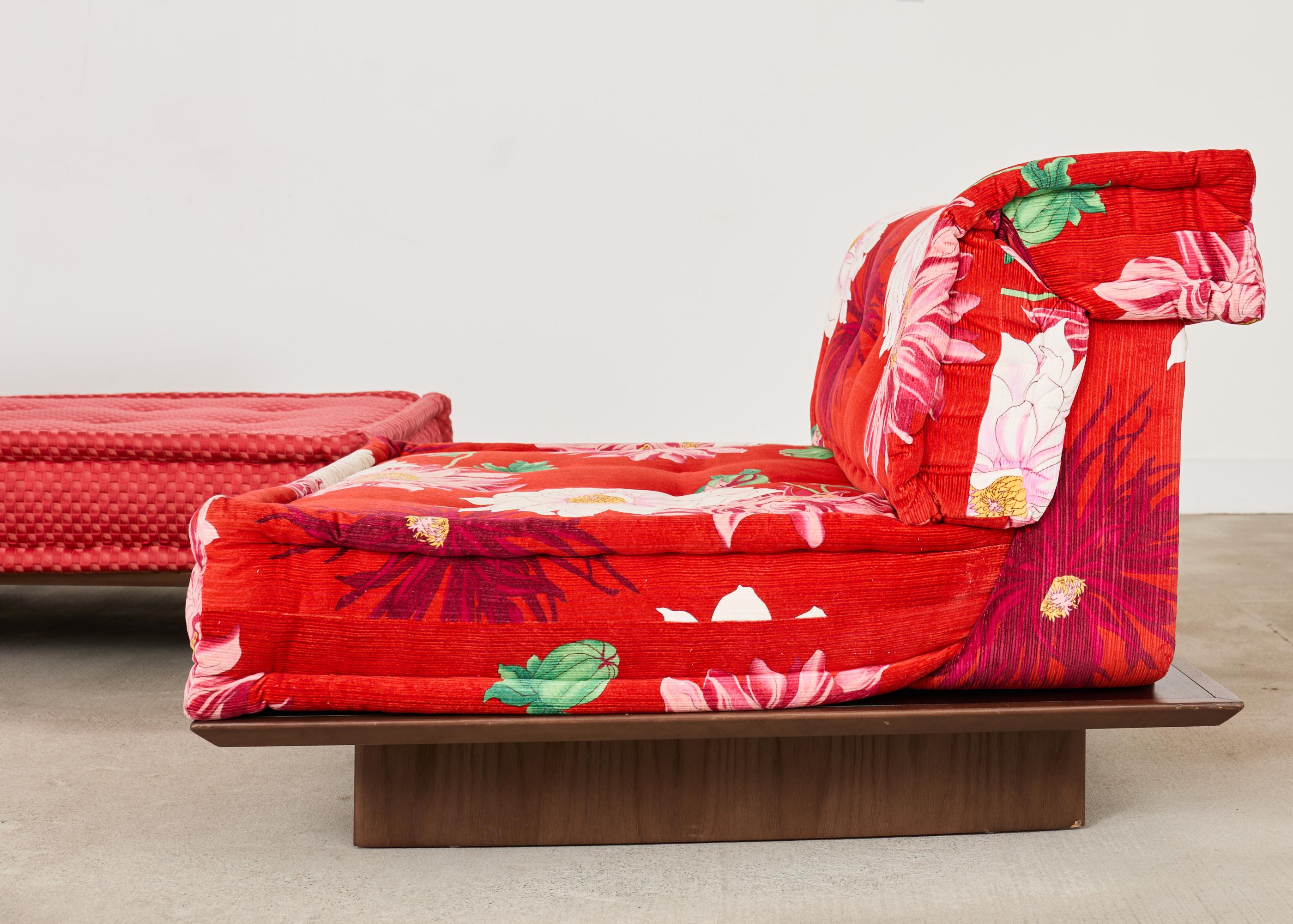 Mah Jong Natsu Kenzo Platform Sofa Hans Hopfer Roche Bobois (Französisch) im Angebot