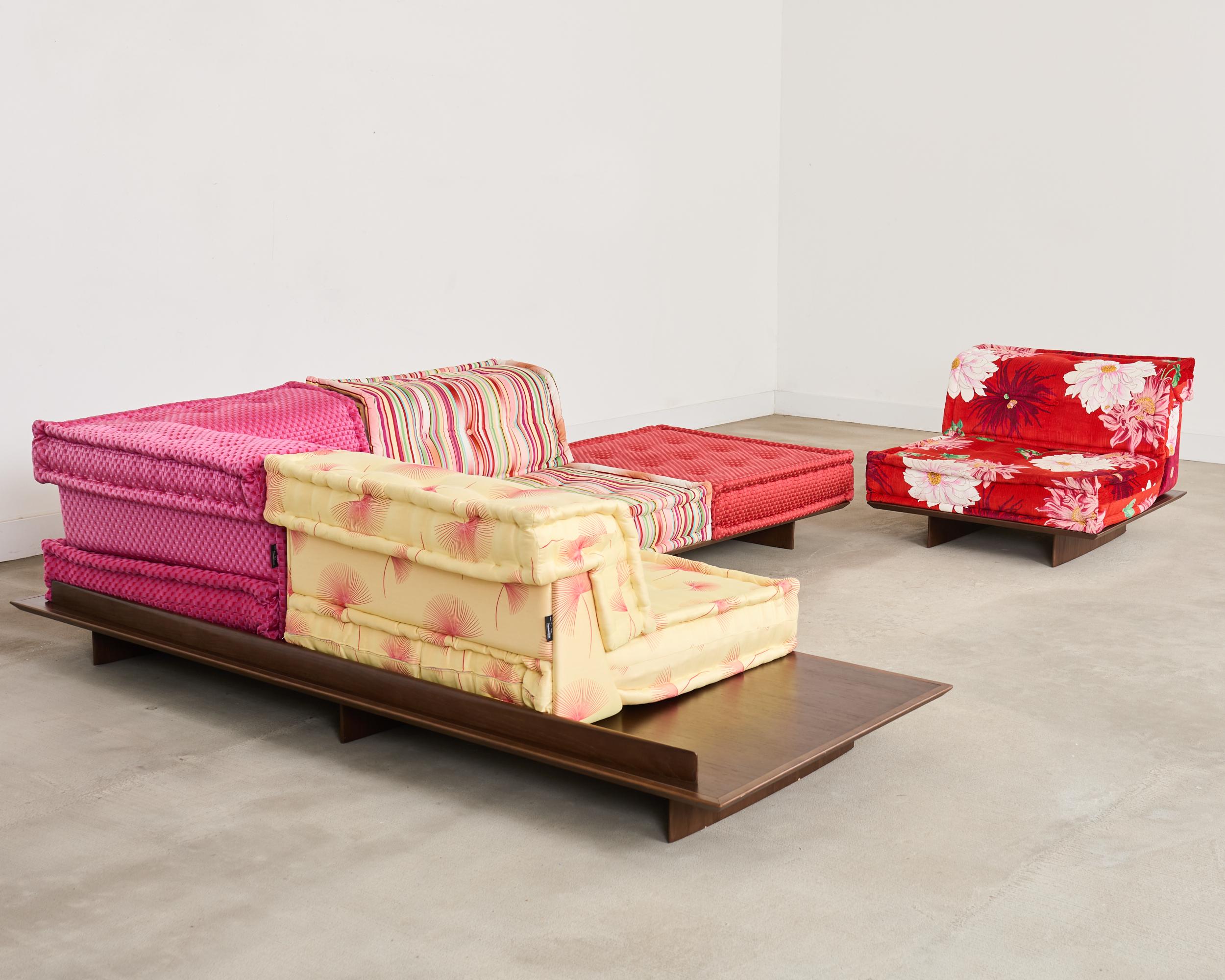 Mah Jong Natsu Kenzo Platform Sofa Hans Hopfer Roche Bobois (Handgefertigt) im Angebot