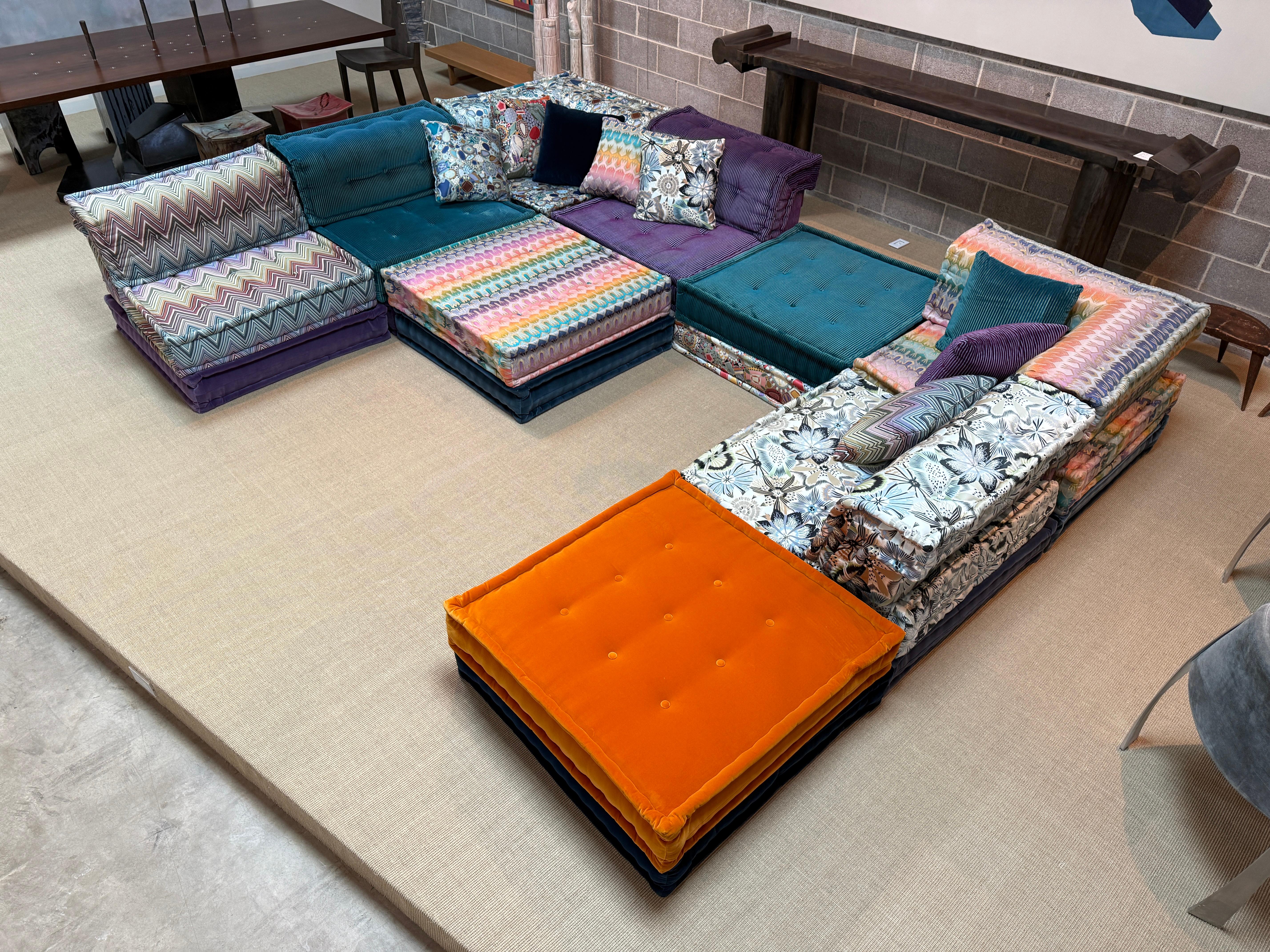 Tissu Canapé sectionnel Mah Jong avec tissu Missoni par Roche Bobois en vente