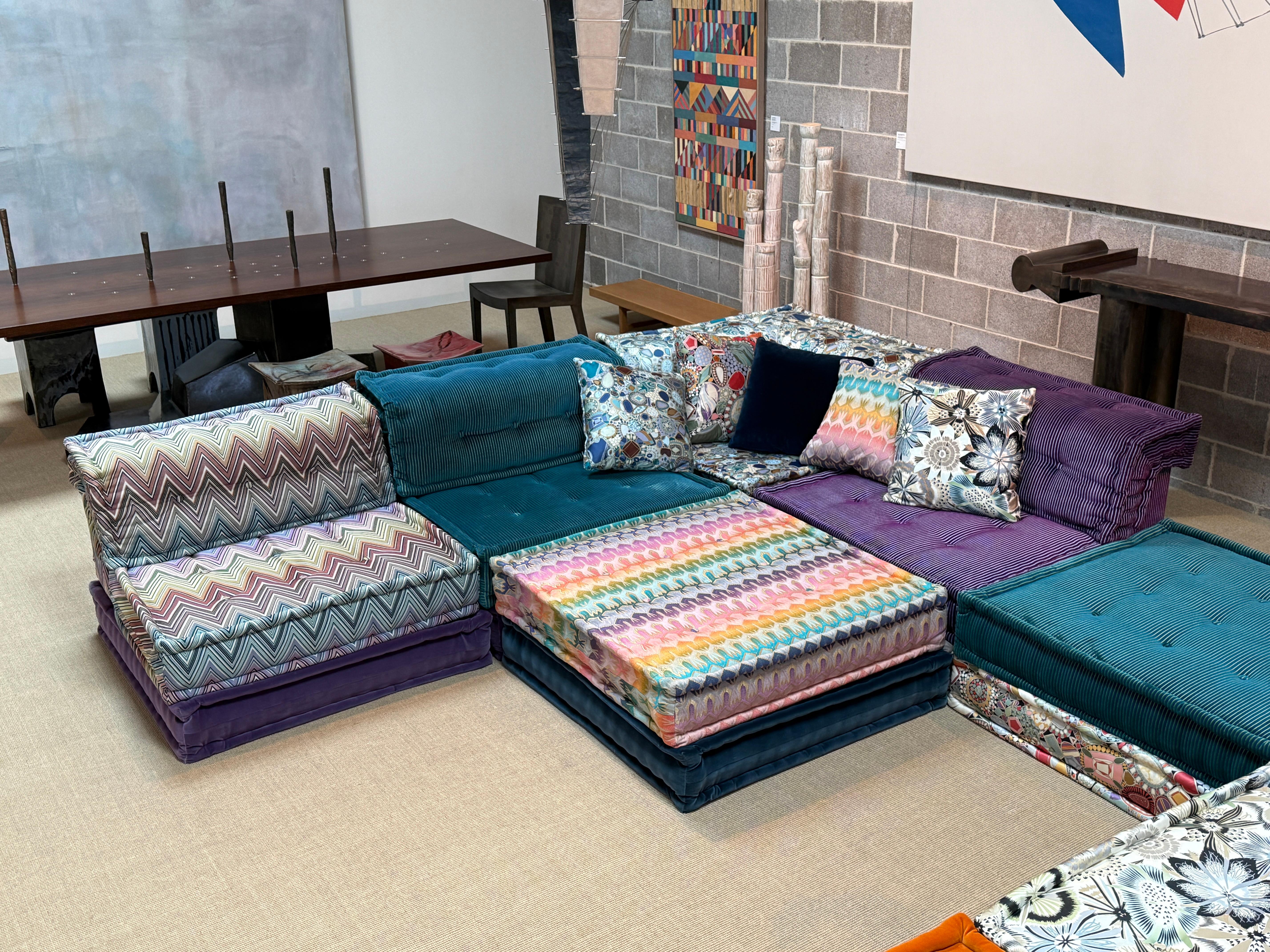 Canapé sectionnel Mah Jong avec tissu Missoni par Roche Bobois en vente 1