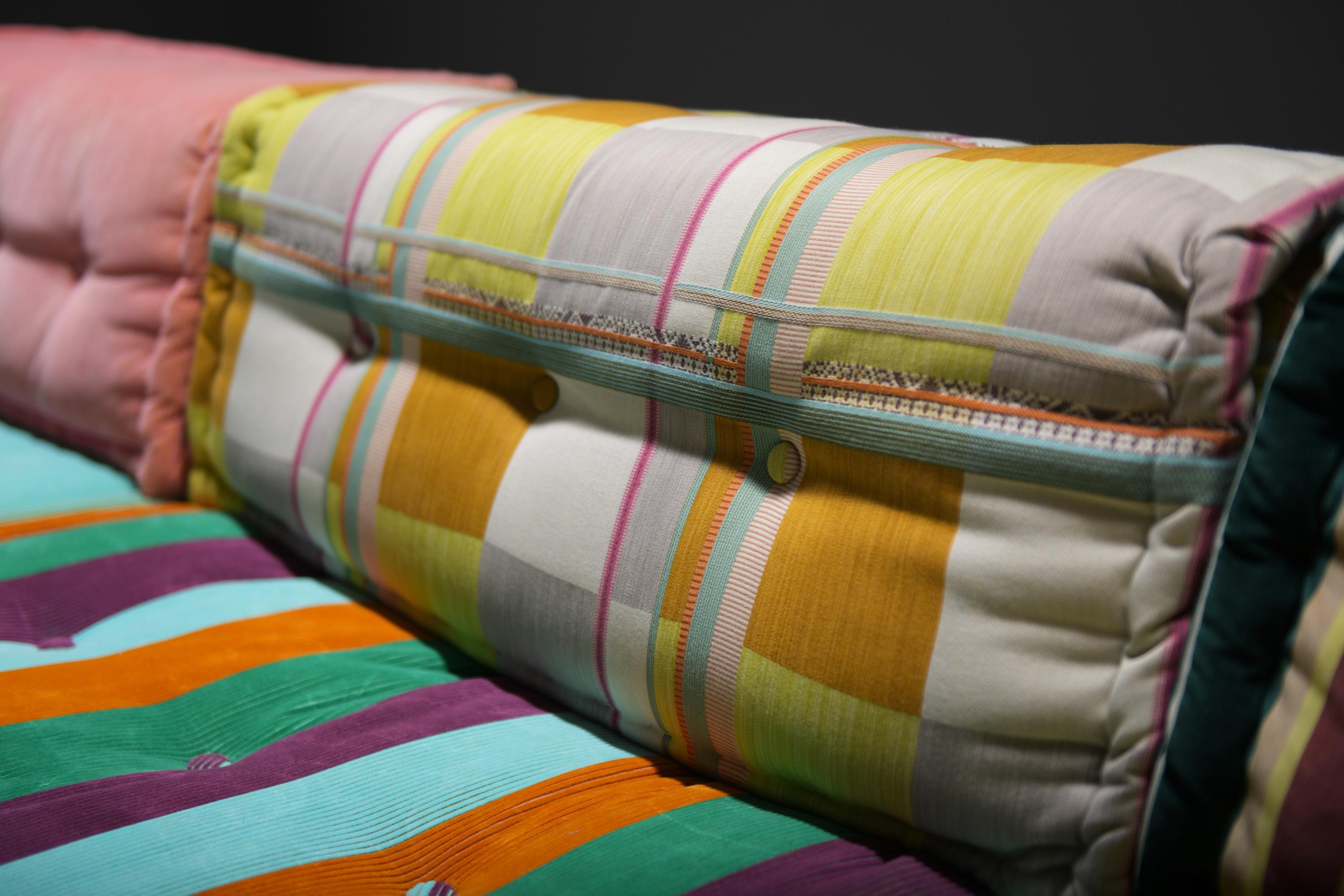 Mah Jong sofa in ‘Kenzo Takada’ fabric by Hans Hopfer for Roche Bobois France For Sale 2
