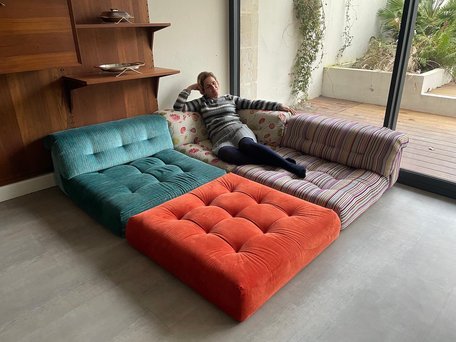 Mah Jong Sofa, von Hans Hopfer, herausgegeben von Roche Bobois 2