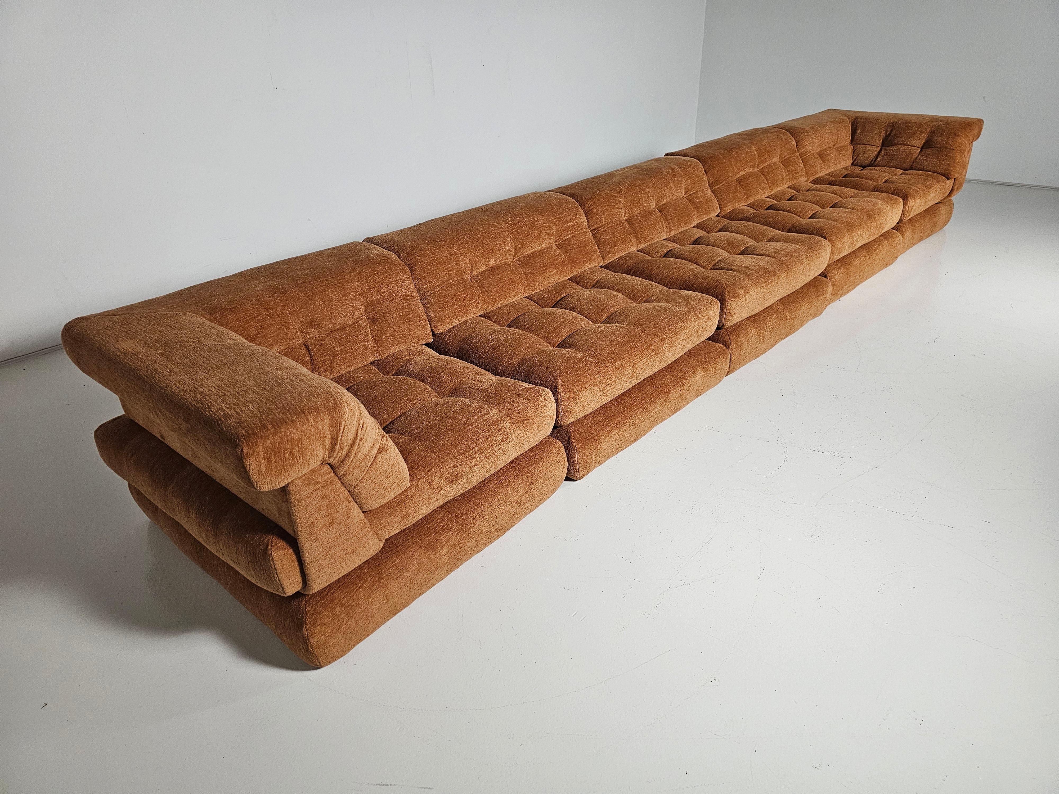 Fabric Mah Jong sofa in rust brown chenille by Hans Hopfer, Roche Bobois, France, 1970s