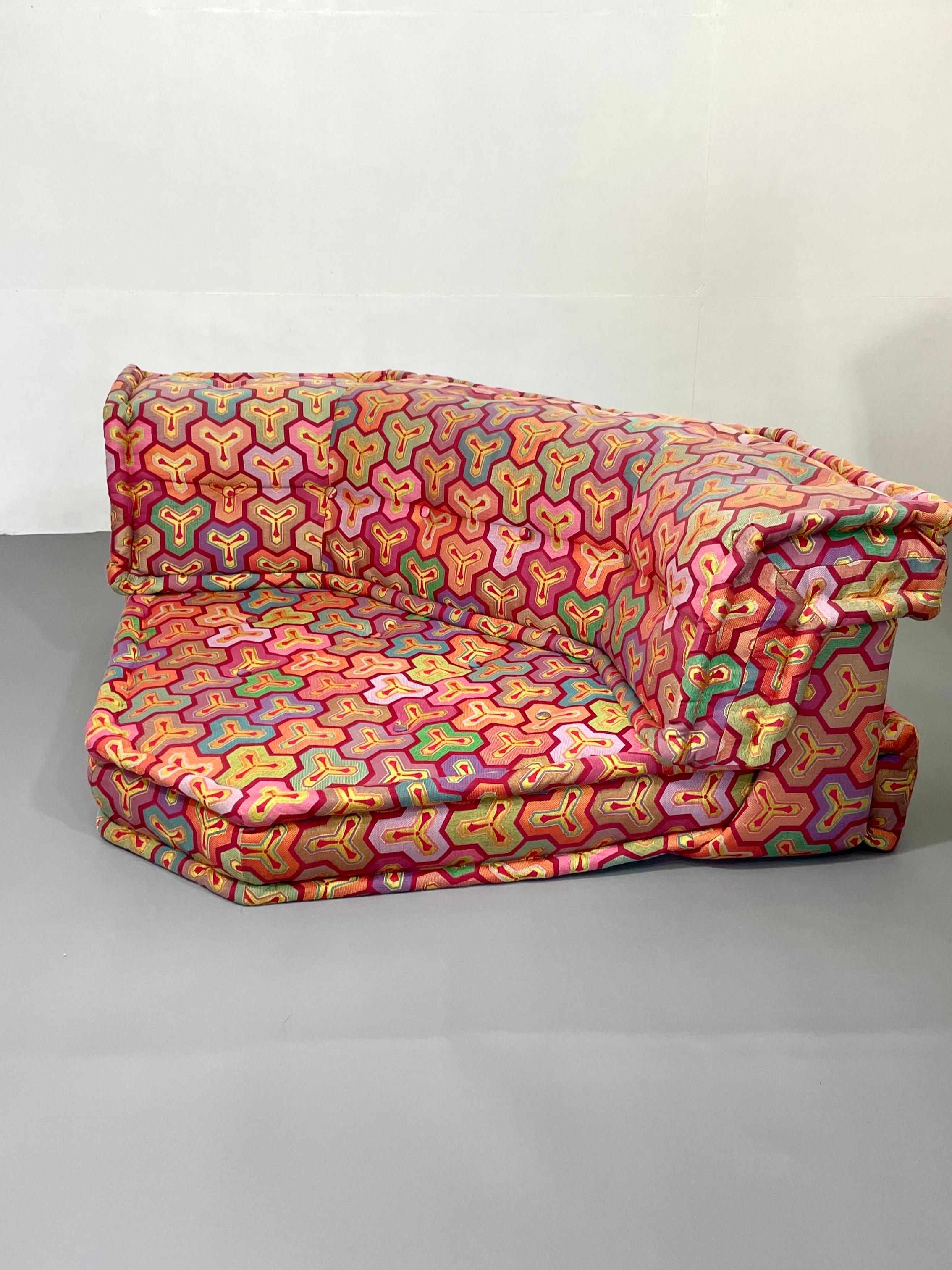 Mah jong sofa from Hans Hopfer for Roche Bobois design by Kenzo Takata  For Sale 4