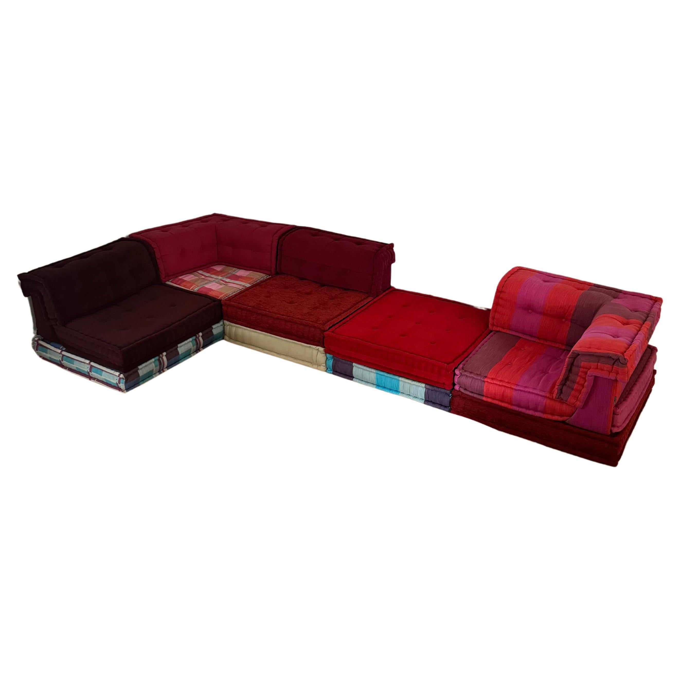 Mah Jong Sofa by Hans Hopfer for Roche Bobois. Fully modular design and stunning Missoni fabrics create a world of possibilities from a traditional sectional layout to a full conversation pit. Truly the pinnacle of high-fashion furniture. This set