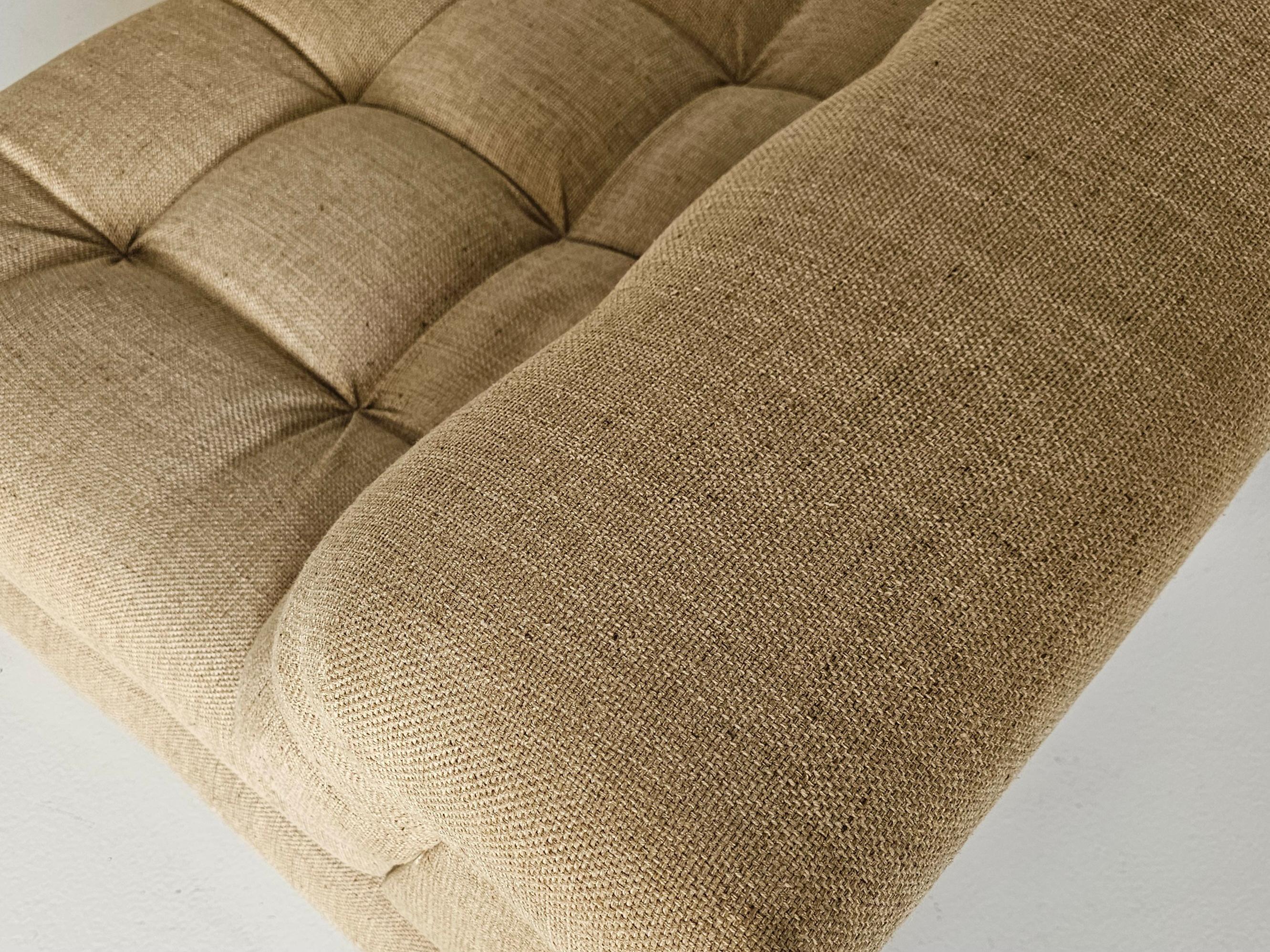 Mah Jong sofa in beige/sand fabric by Hans Hopfer, Roche Bobois, France, 1970s For Sale 4