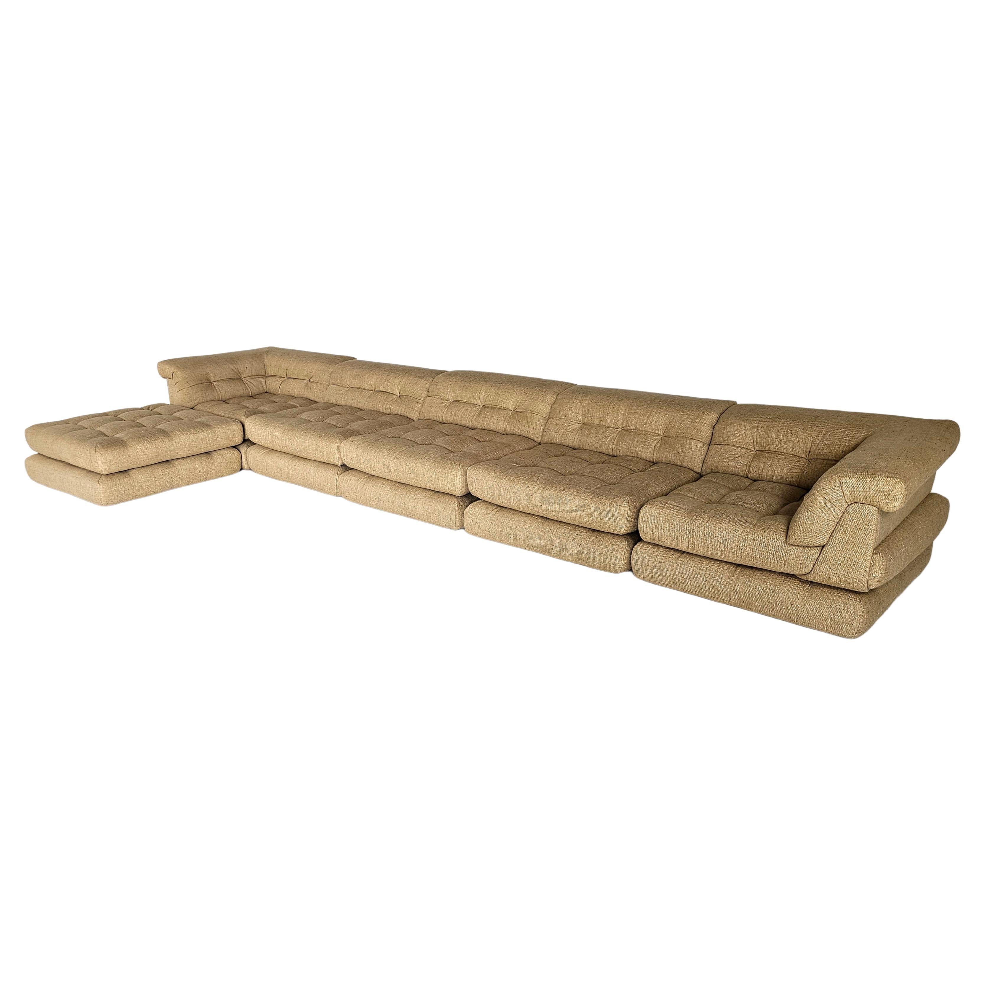 Roche Bobois Mah Jong sofa,  beige/sand fabric, Pierre Frey Ankor fabric.

1st edition reupholstered Mah Jong modular sofa set by Hans Hopfer, designed in 1971 for Roche Bobois. It features multiple cushions that can be arranged in an endless number