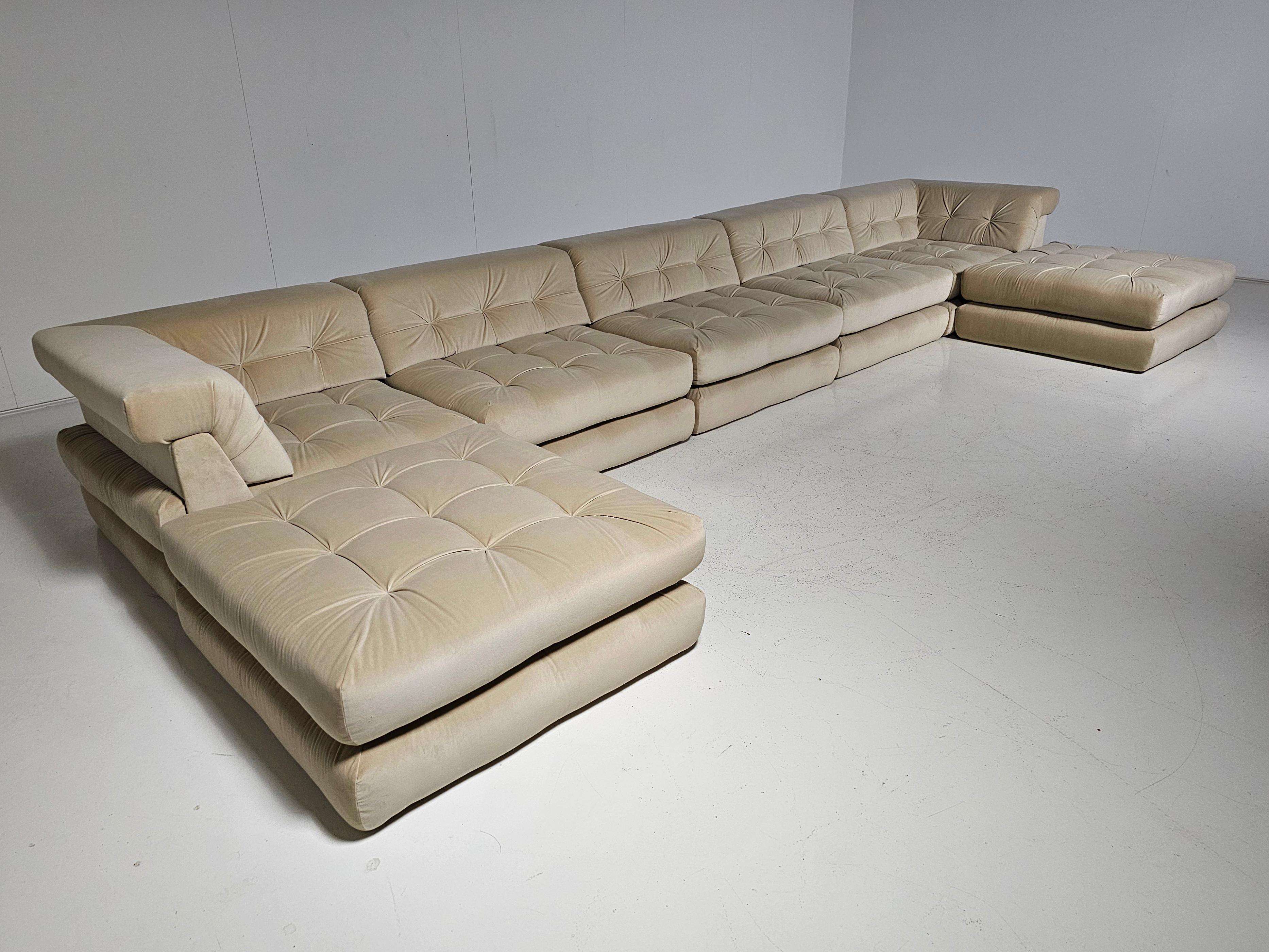 Mid-Century Modern Canapé Mah Jong en lin, velours de coton par Roche Bobois, France, 1970 en vente