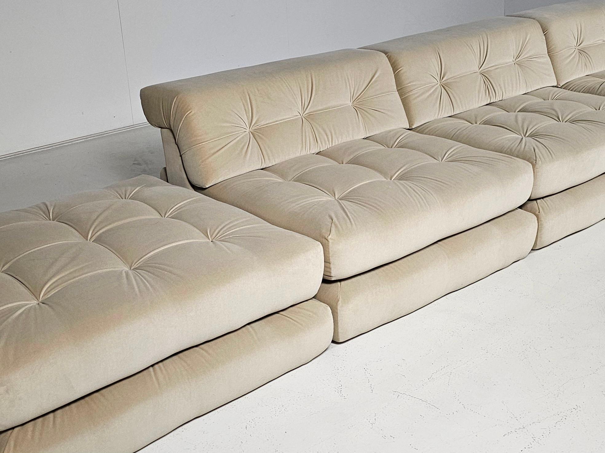 Canapé Mah Jong en lin, velours de coton par Roche Bobois, France, 1970 en vente 1