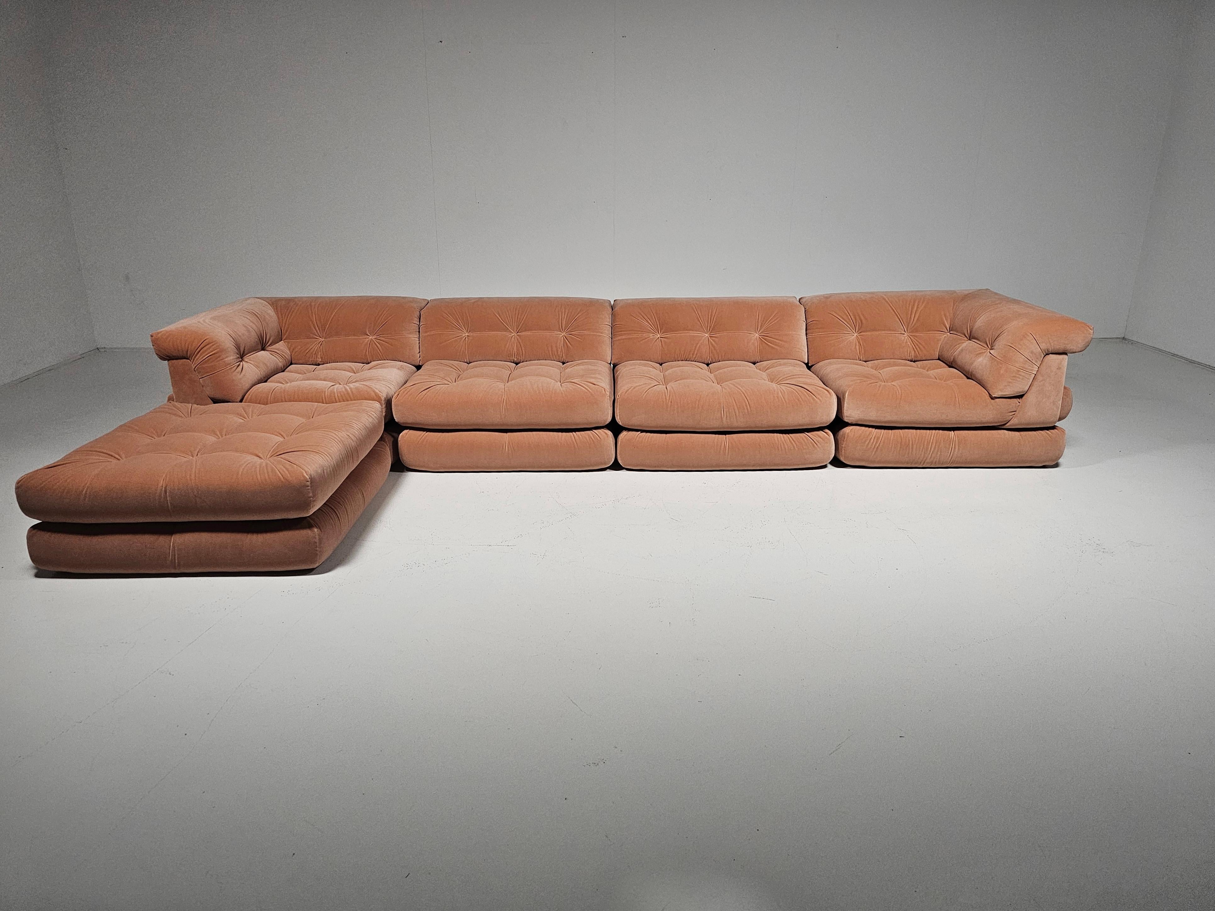 European Mah Jong sofa in peach pink velvet by Hans Hopfer, Roche Bobois, France, 1970s