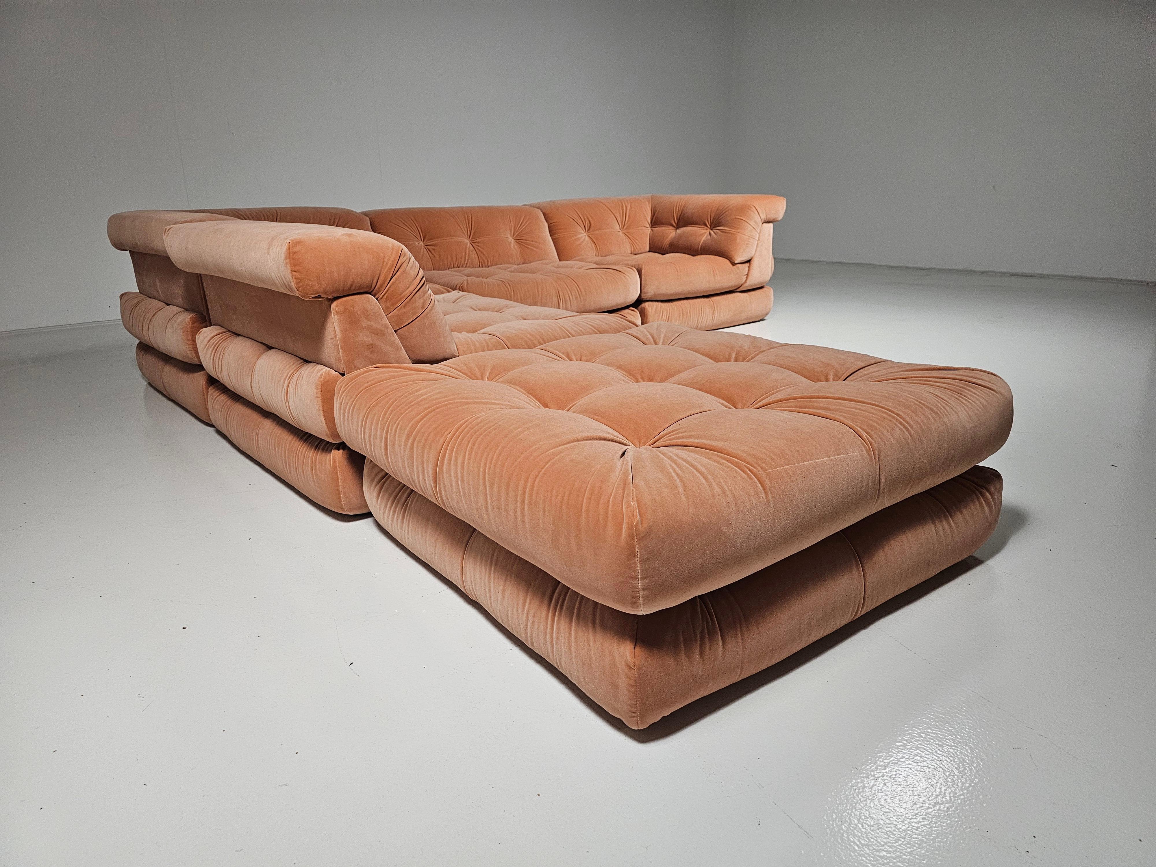 Velvet Mah Jong sofa in peach pink velvet by Hans Hopfer, Roche Bobois, France, 1970s
