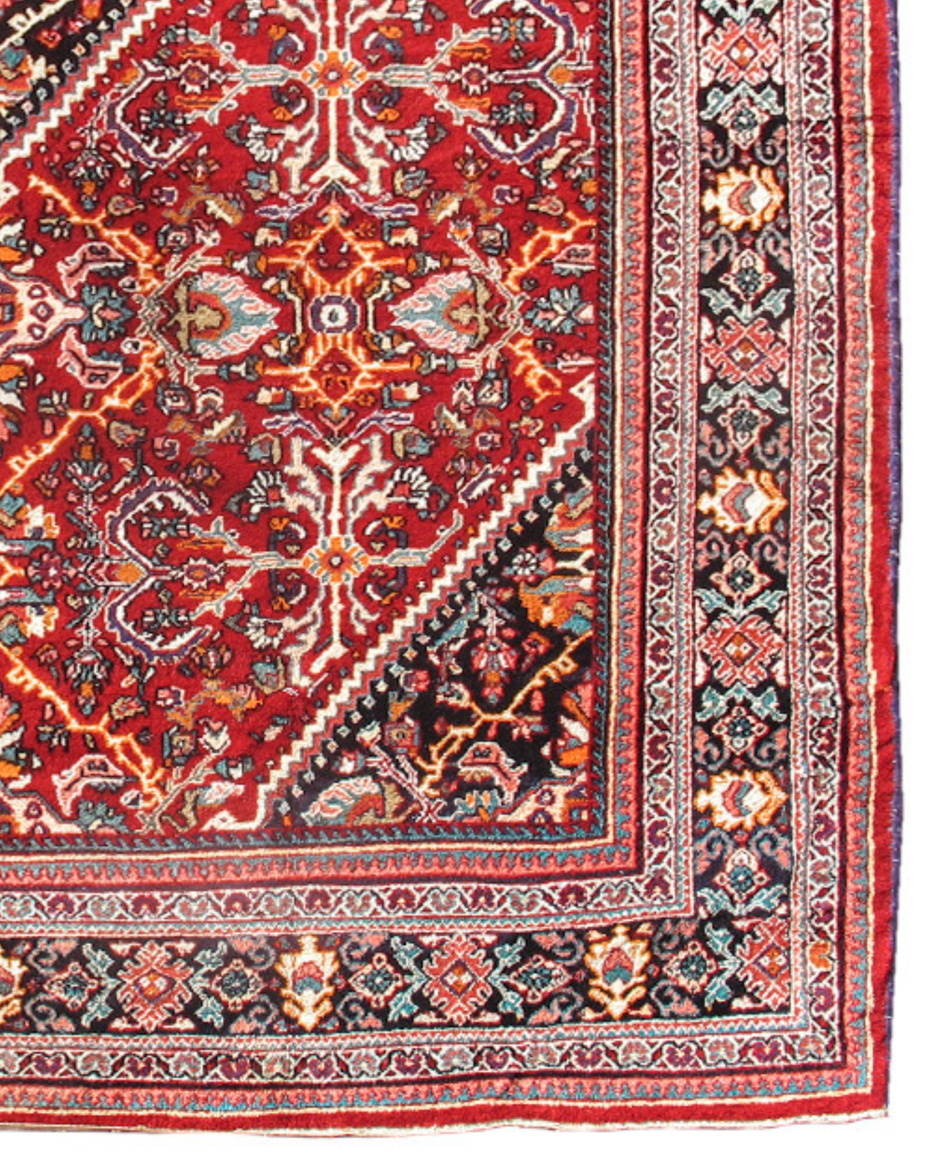 Hand-Knotted Mahal Carpet, 20th Century For Sale