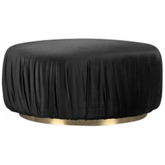 Pouf Mahal con tessuto plissettato nero