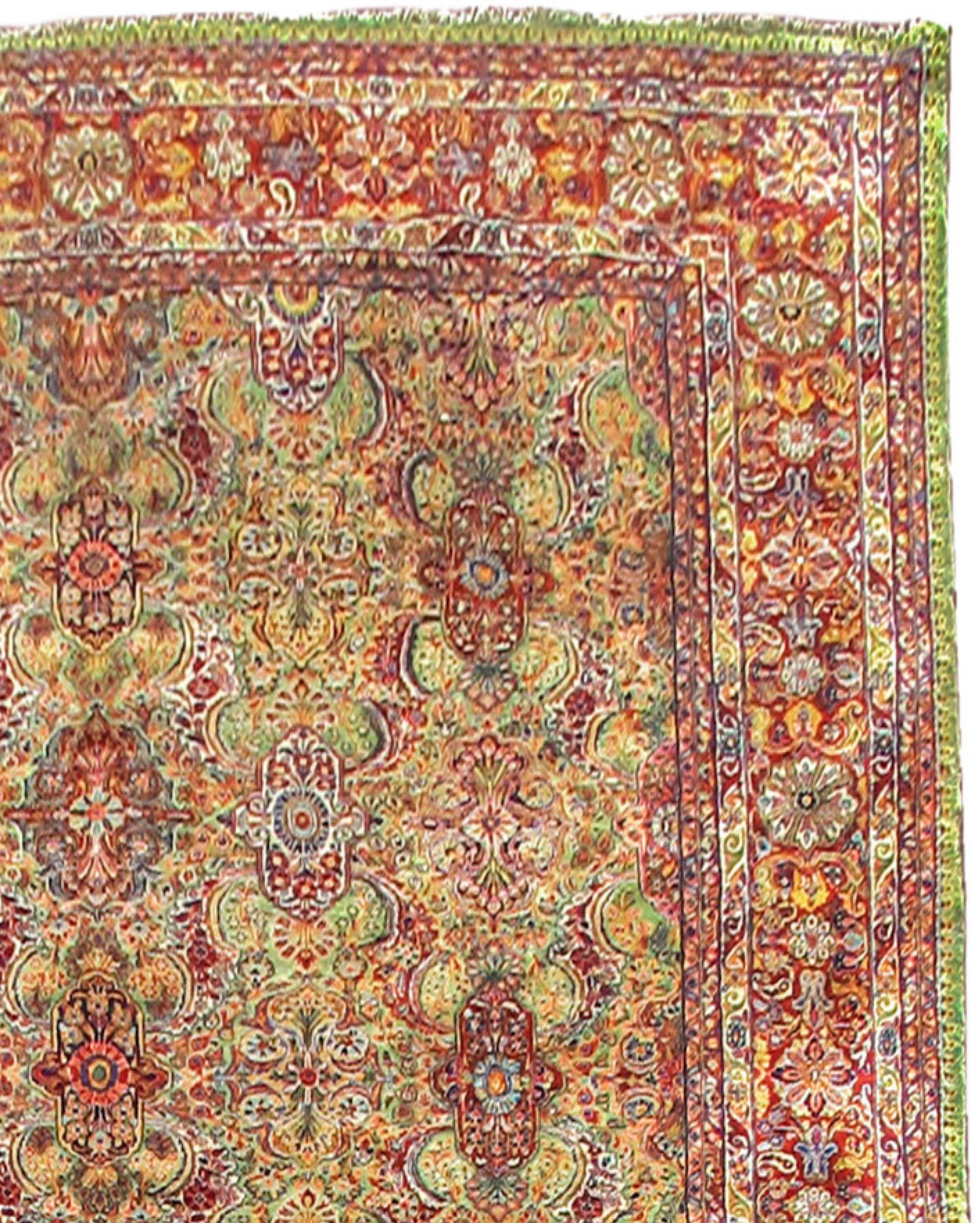 Mahal Sarouk Carpet Rug, 20th century

Very unusual green background.

Additional Information:
Dimensions:12'5