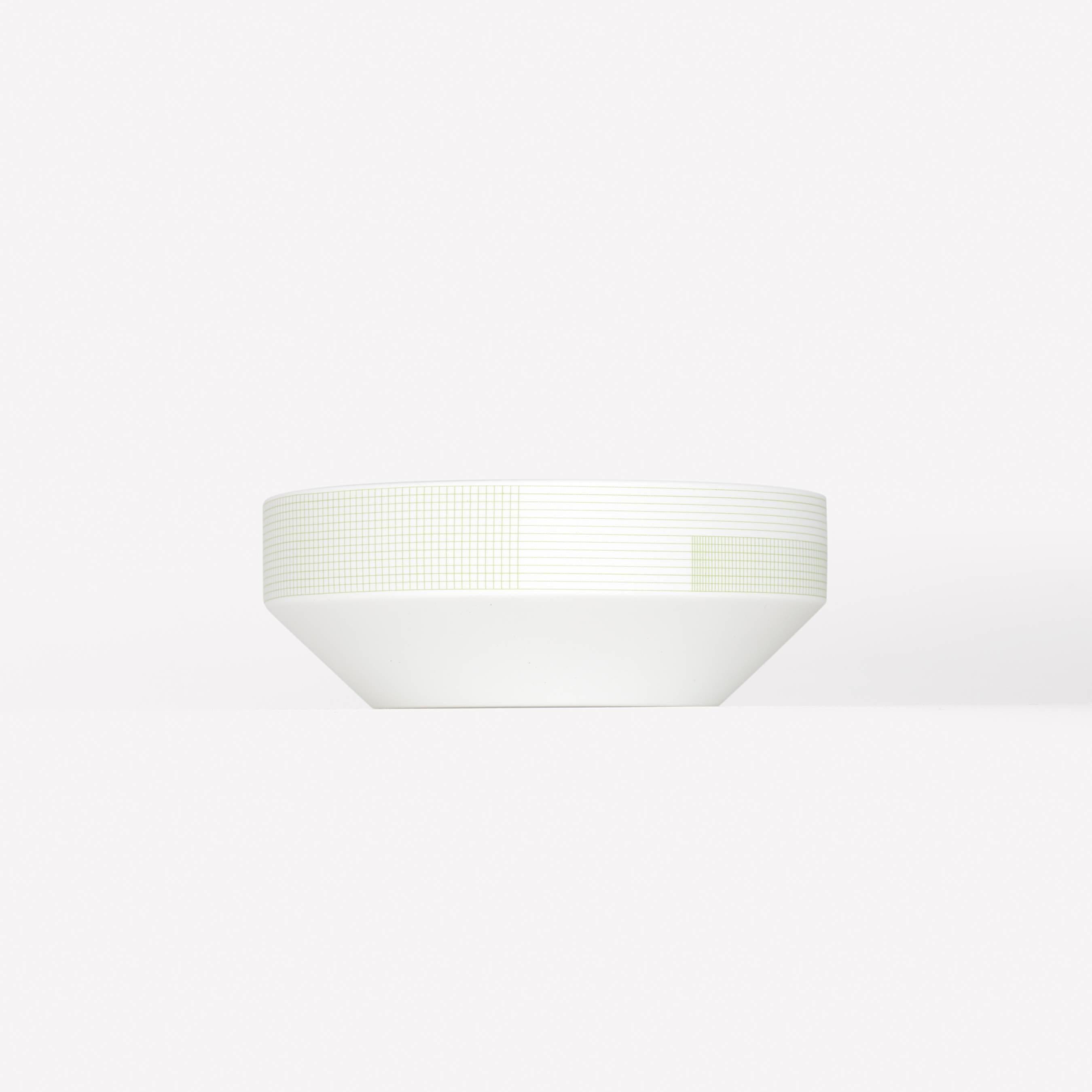 Bol en porcelaine à motif de Scholten & Baijings
001 Matcha

Porcelaine avec graphique textile Grid. Extérieur mat et intérieur brillant. Fabriqué au Japon par 1616/arita japan. 

Lavable au lave-vaisselle.

Scholten & Baijings pour Maharam est une