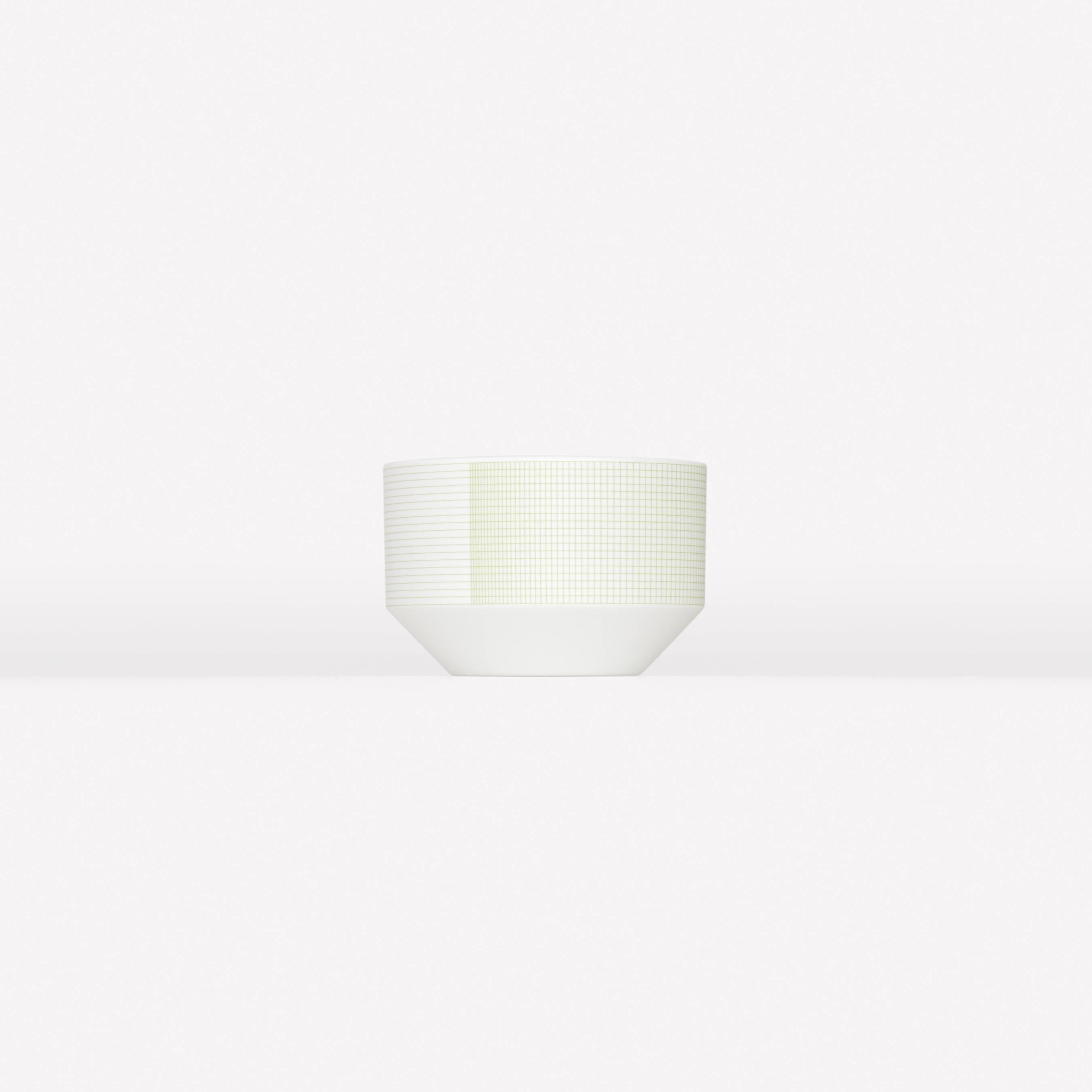 Tasse en porcelaine à motifs de Scholten & Baijings
001 Matcha

Porcelaine avec graphique textile Grid. Extérieur mat et intérieur brillant. Fabriqué au Japon par 1616 / arita Japon. Lavable au lave-vaisselle.

Scholten & Baijings pour Maharam