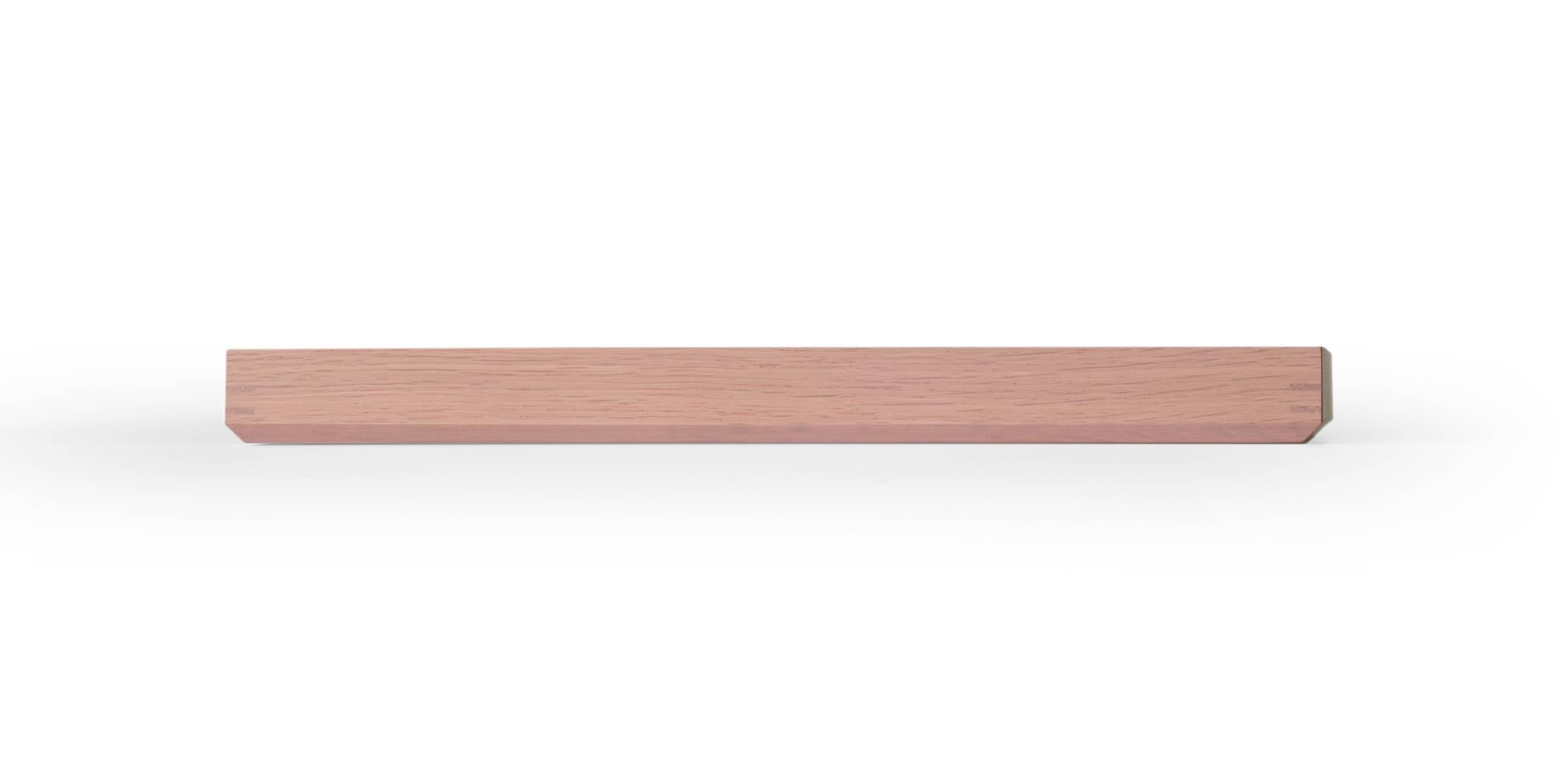 Vassoio modello di Scholten & Baijings
002 Papavero

Oak con grafica tessile Blocks. Prodotto in Giappone da Karimoku New Standard.

Scholten & Baijings per Maharam è una collezione di articoli e accessori per la casa che fonde il linguaggio