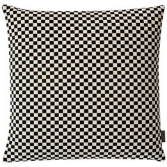 Coussin Maharam à carreaux d'Alexander Girard