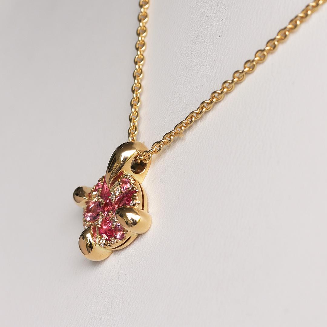 Mahenge Spinel Padparadscha Sapphire Yellow Gold Pave Pendant For Sale 7