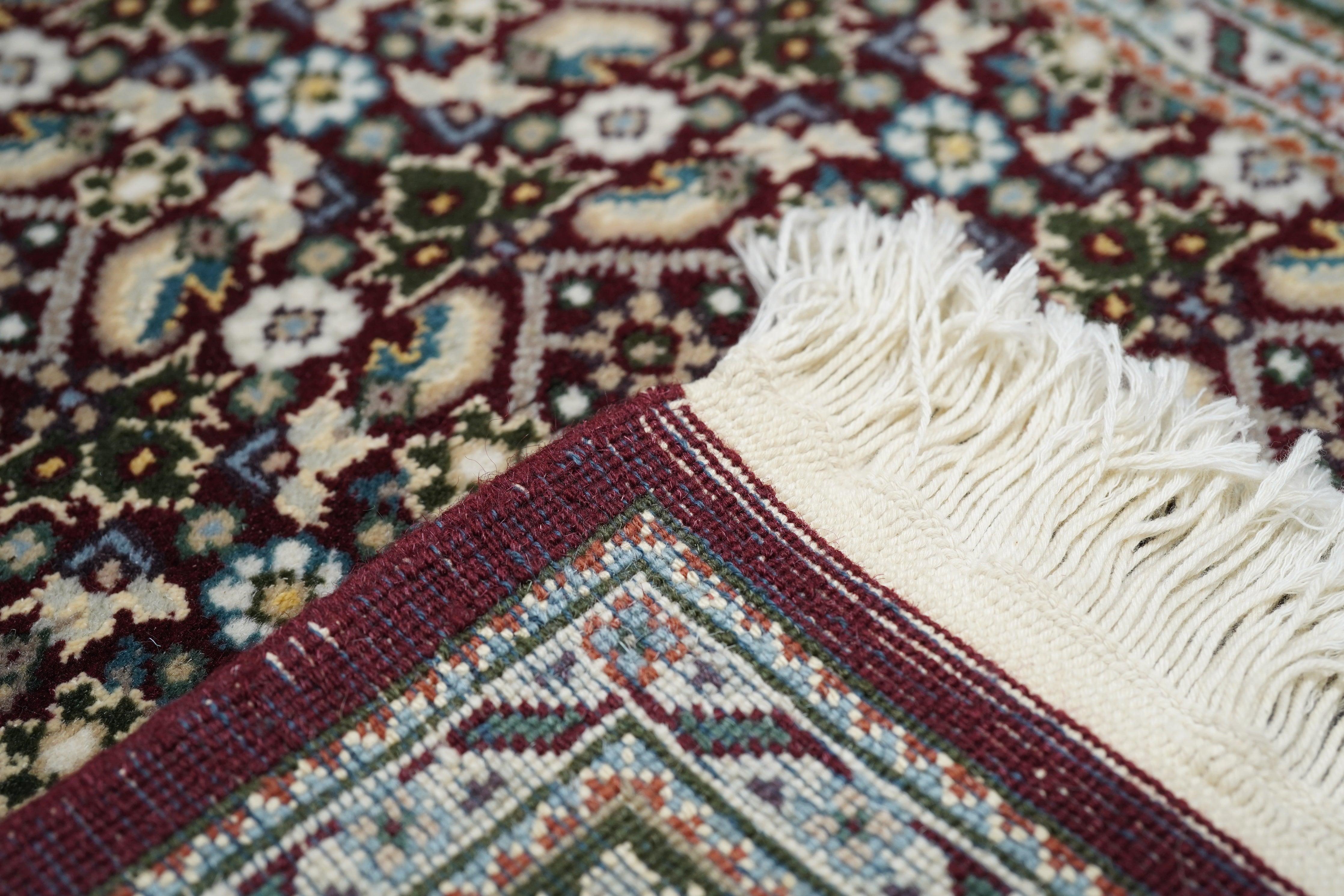 Mahi Rug 3'9'' x 5'9'' For Sale 4