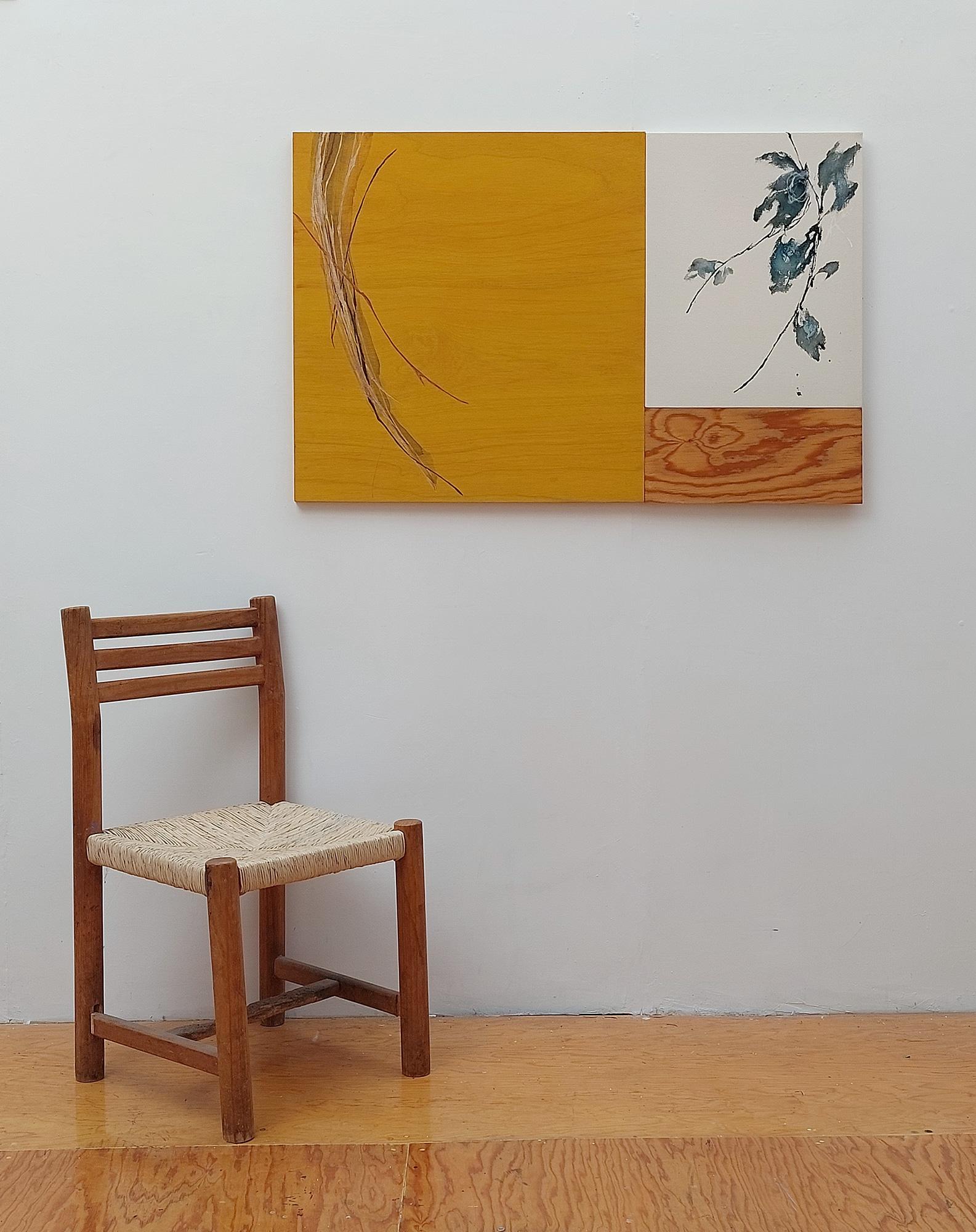 Dialogue avec la Nature #89 par Maho Maeda - Peinture abstraite, fleurs, jaune, Wood en vente 2
