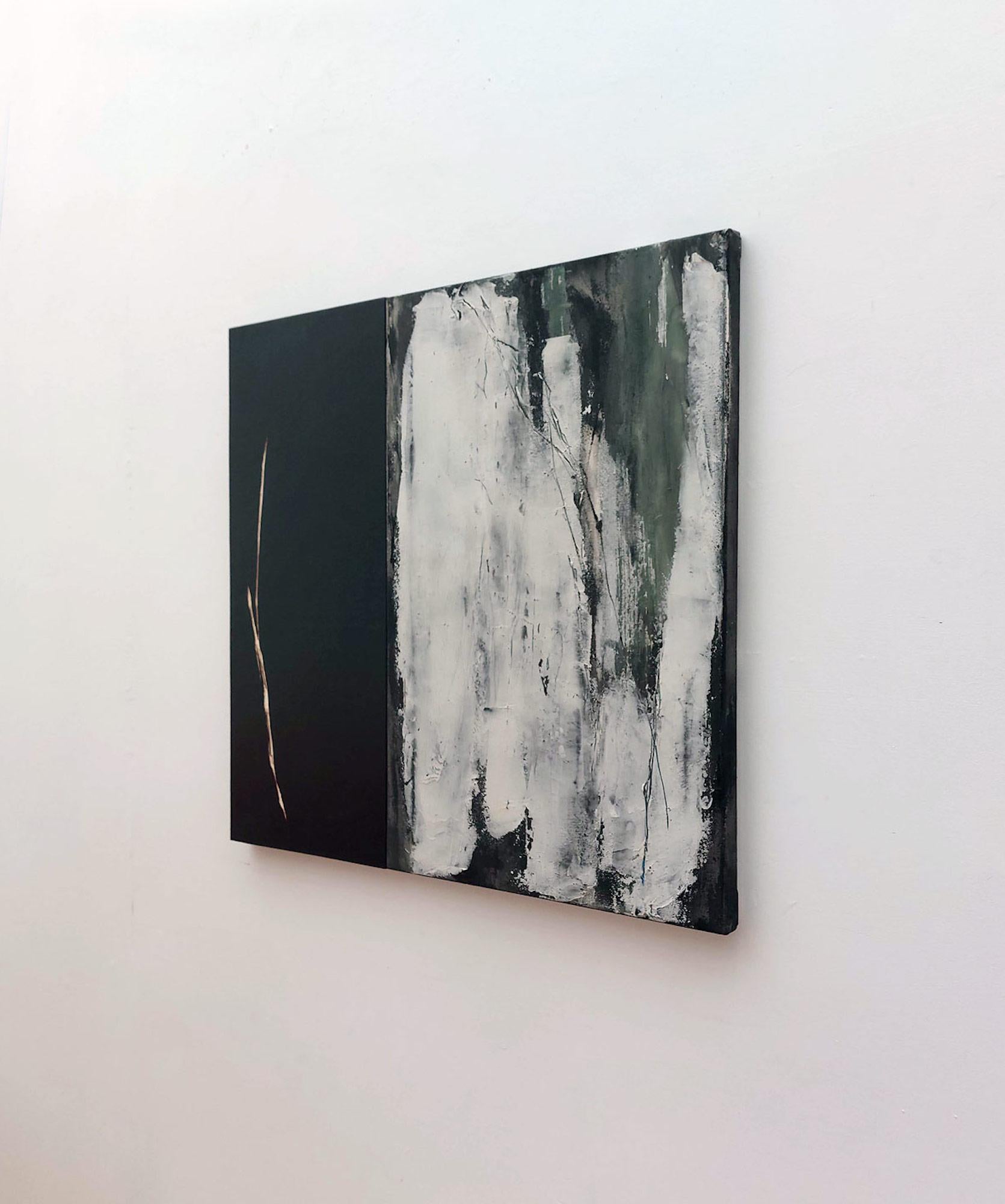 Immemorial sound #9 by Maho Maeda - Abstract painting, black, canvas and wood im Angebot 2