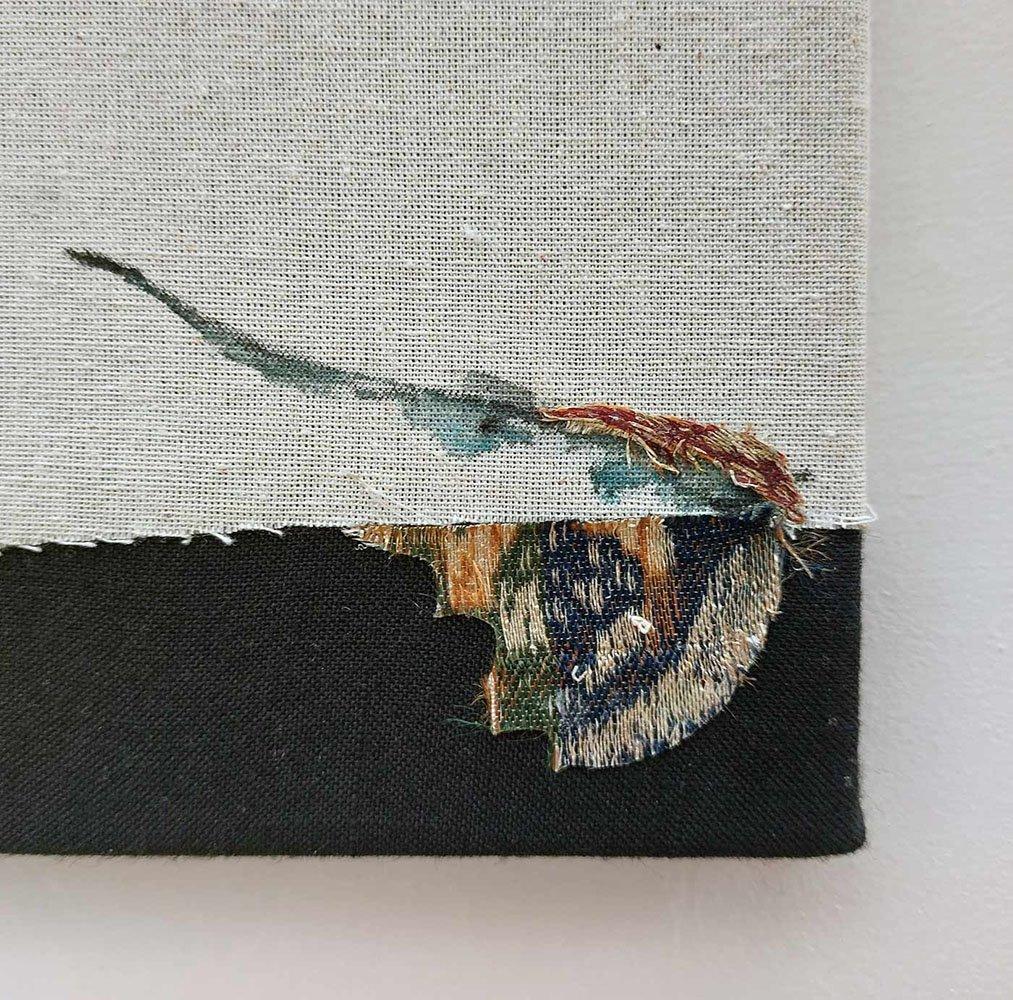 Remembrance #15 von Maho Maeda - Abstraktes Gemälde, Blumen, Textilien und Baumwolle im Angebot 3