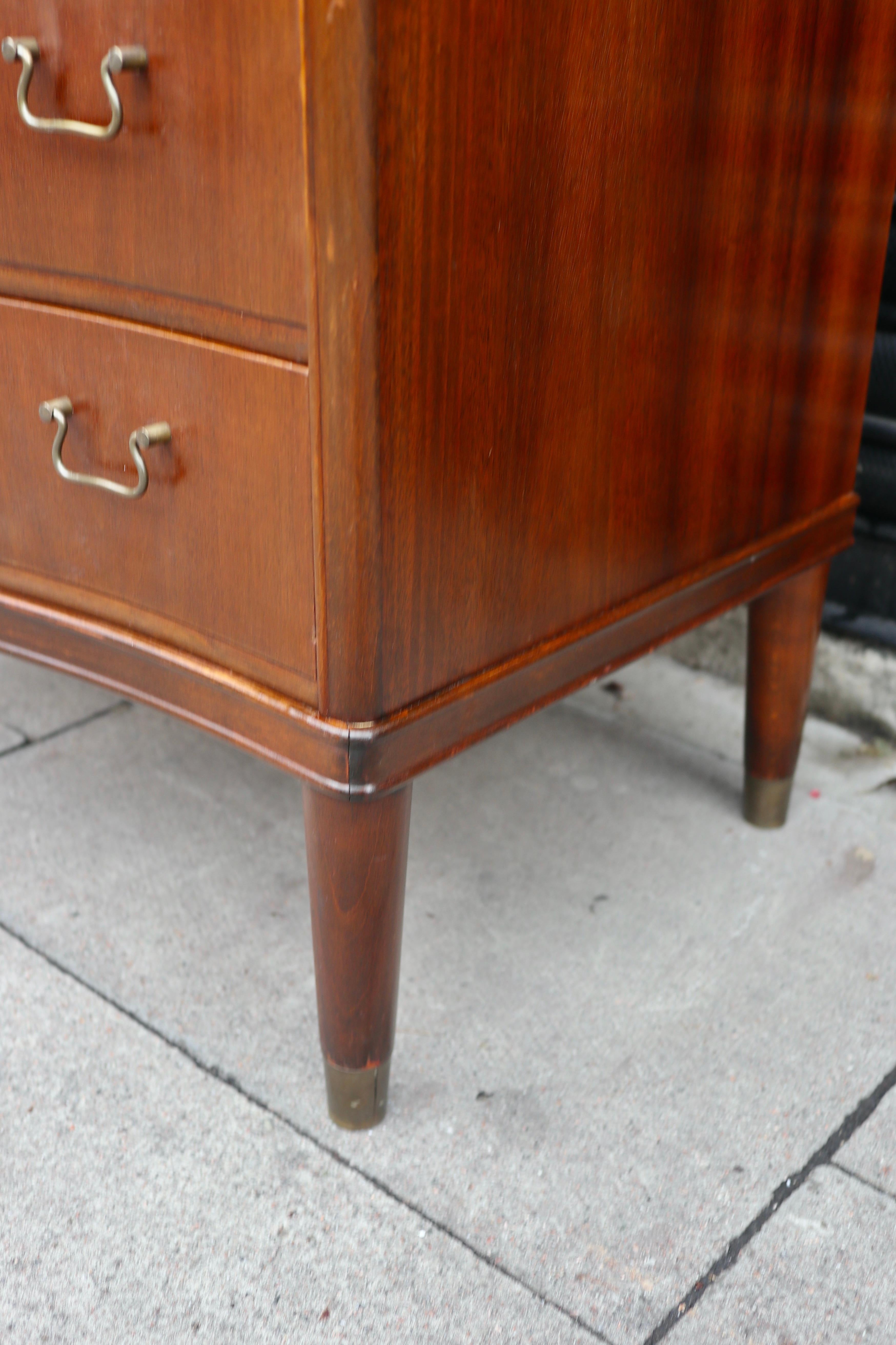 Mahogany 1950s English serpentine front 'tall boy' chest of drawers  For Sale 6