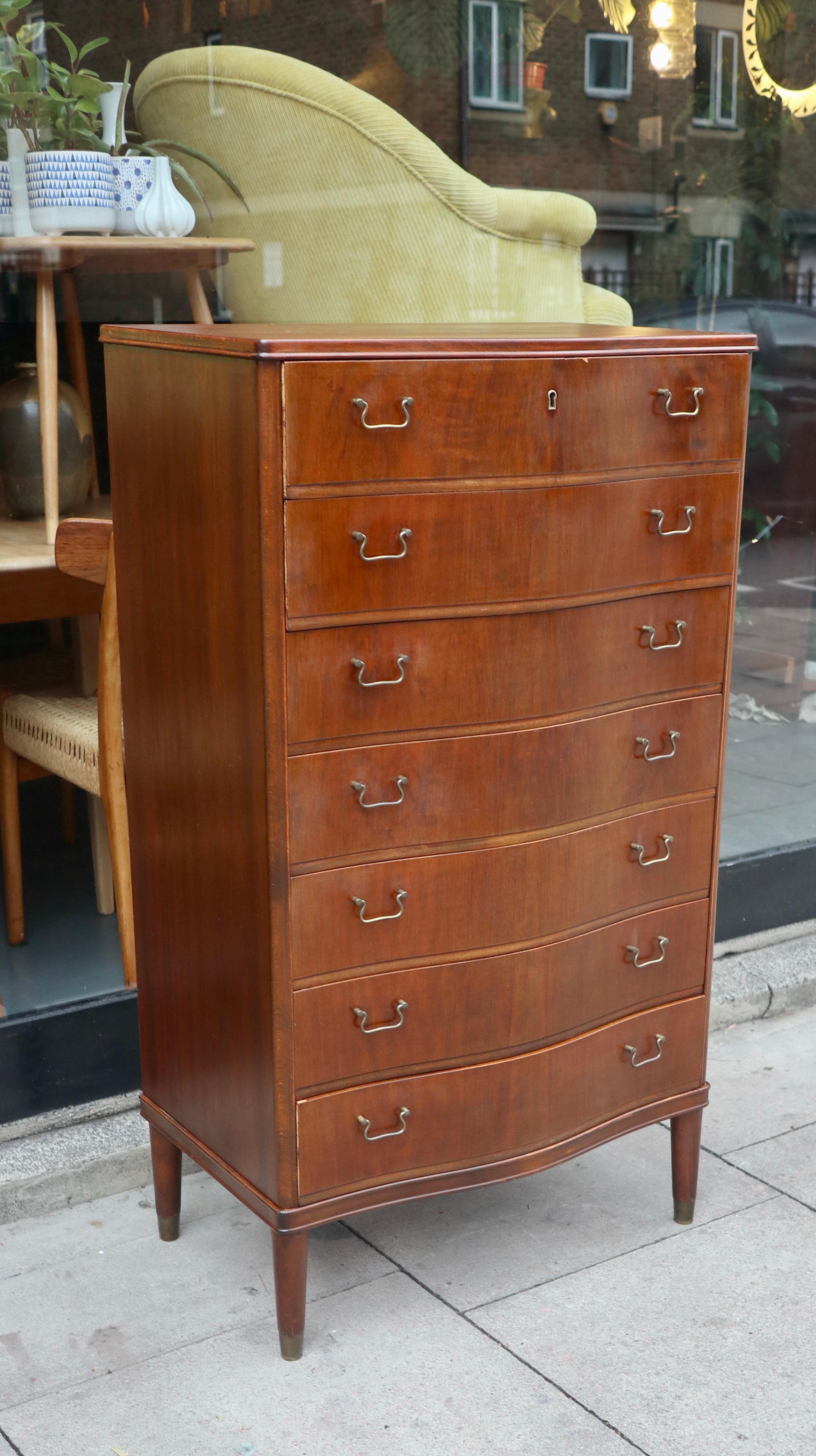 Mid-Century Modern Mahogany 1950s English serpentine front 'tall boy' chest of drawers  For Sale