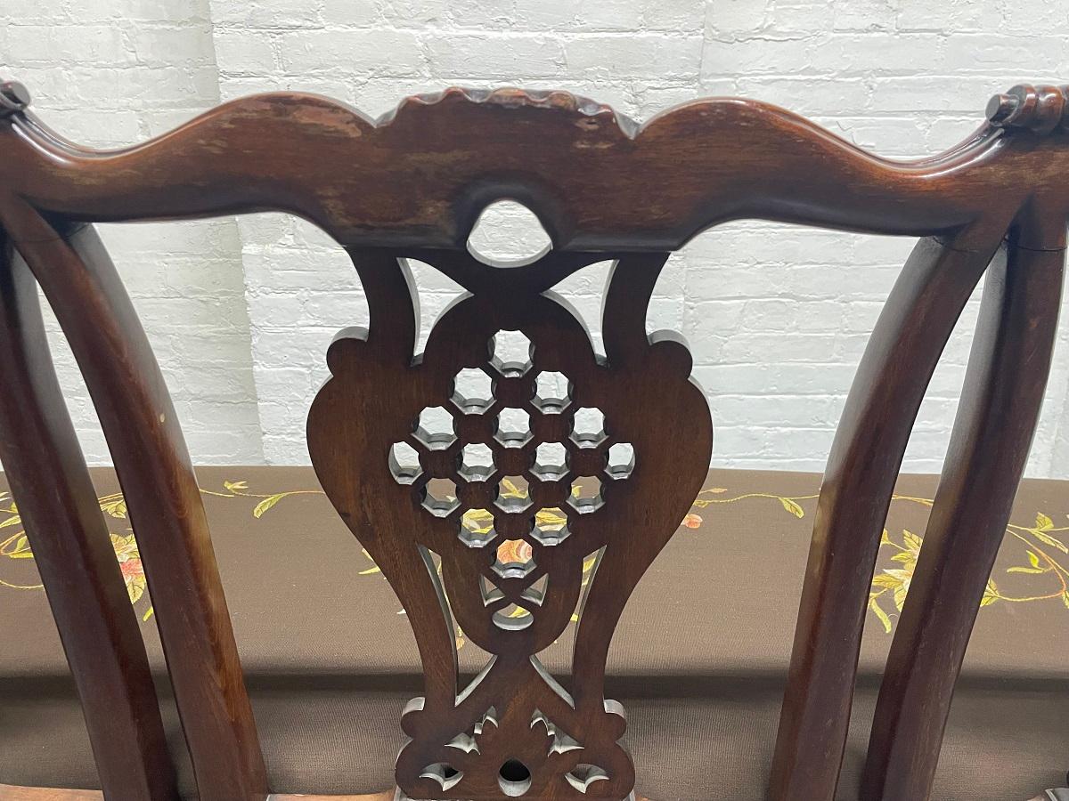 Mahogany 19th Century Georgian III Style Settee For Sale 7