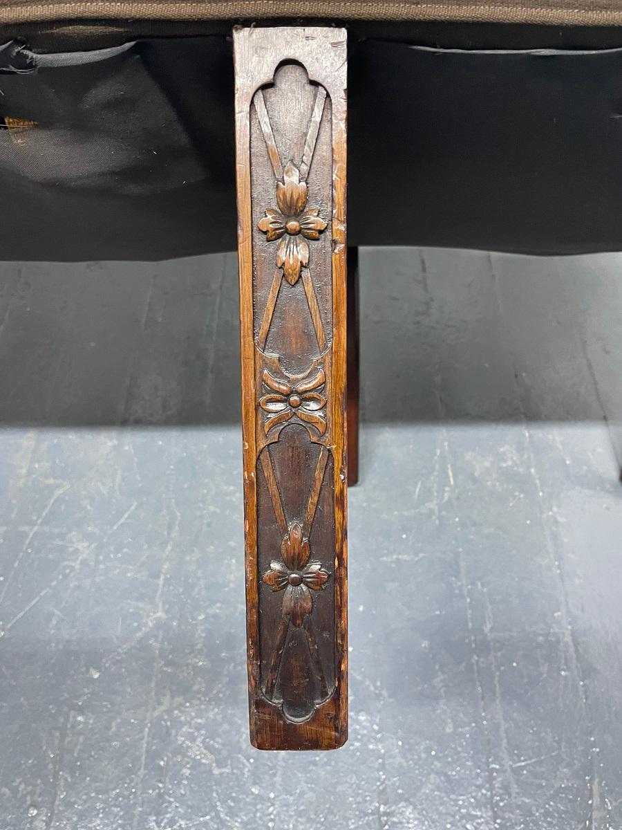 Mahogany 19th Century Georgian III Style Settee For Sale 9