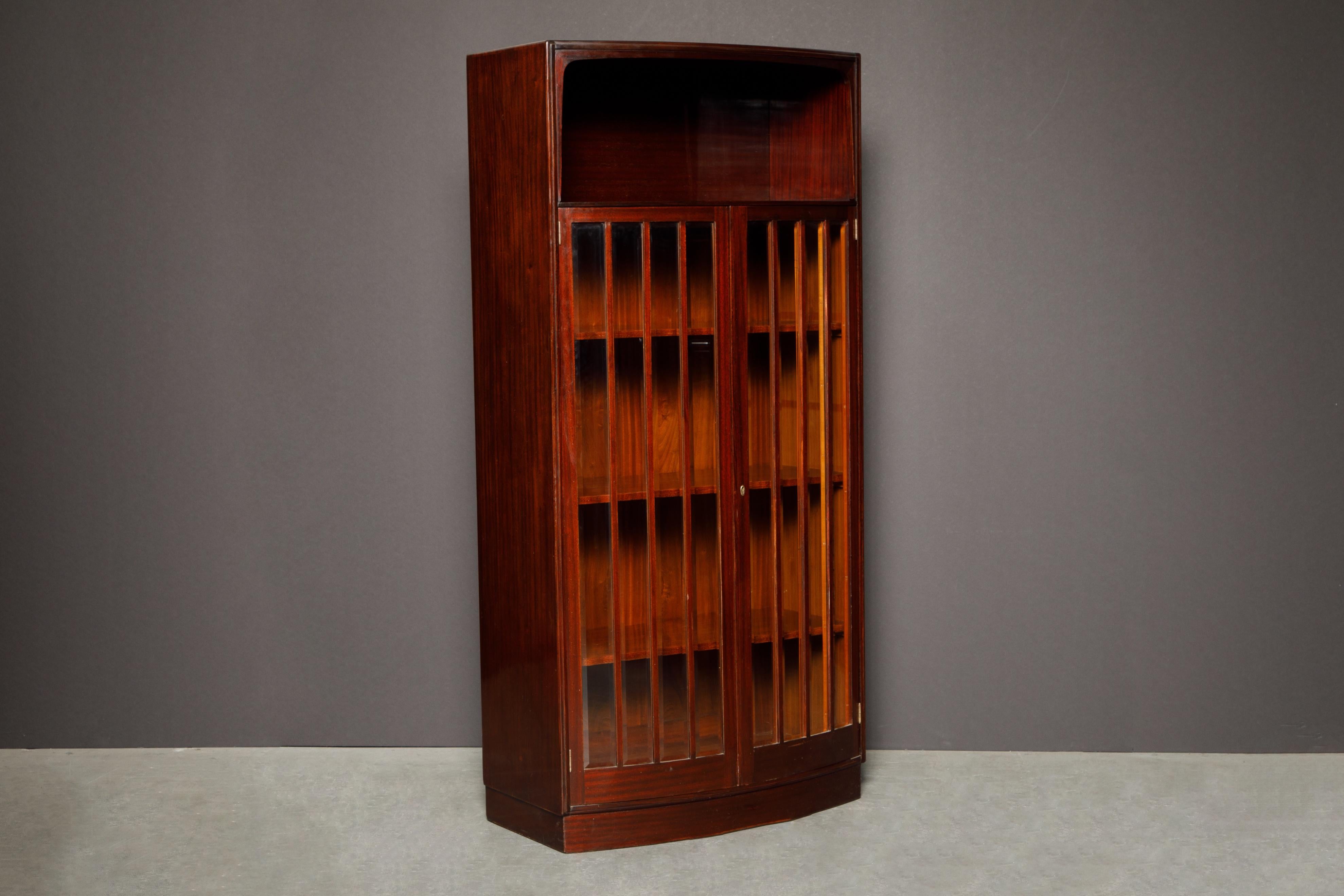 Mid-20th Century Mahogany and Beveled Glass Bowfront Vitrine Display Cabinet, circa 1930's For Sale
